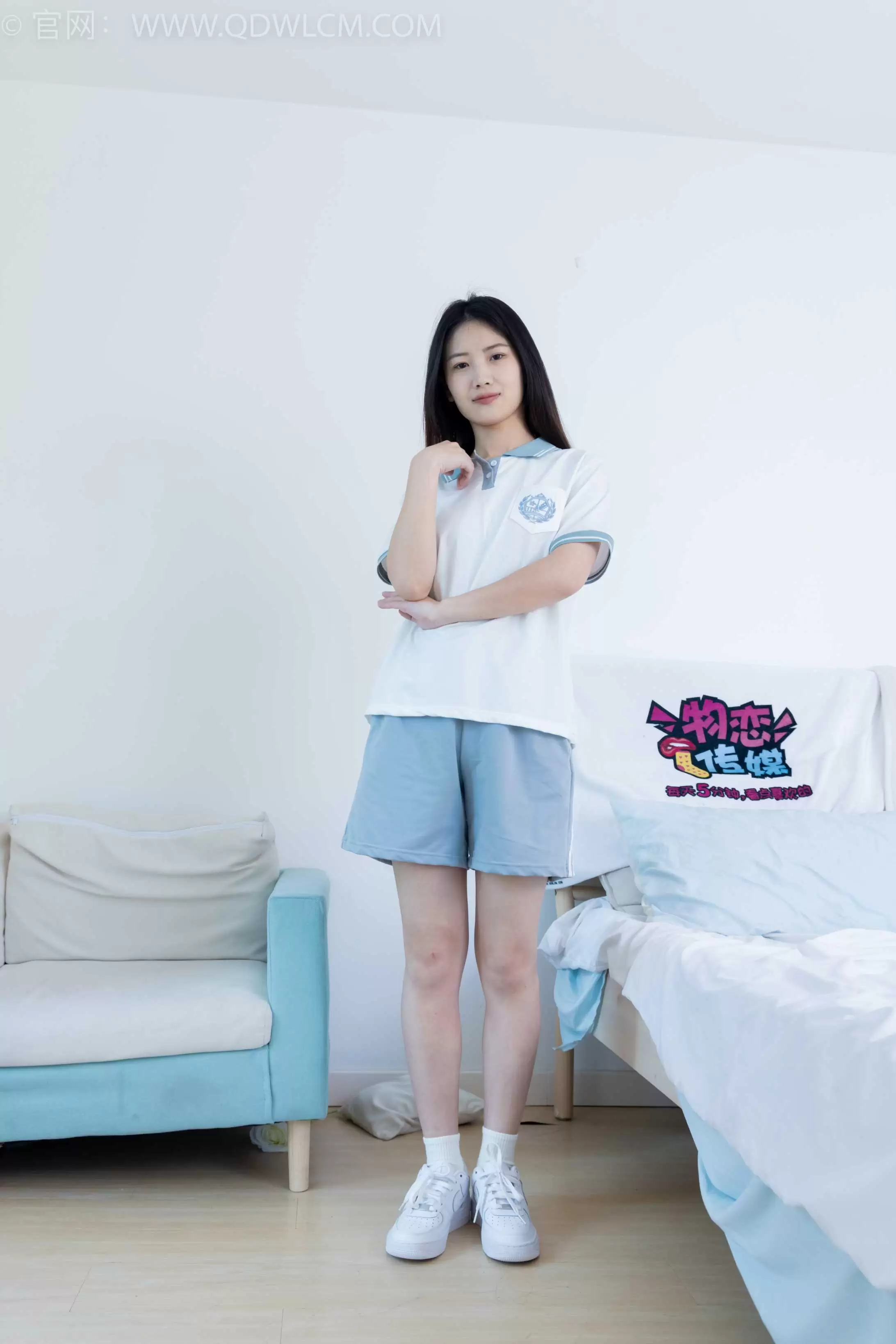 物恋传媒 NO.2227 铃铛-镜花水月[150P-1V-3.37G] - 秀人网免费无水印在线套图写真