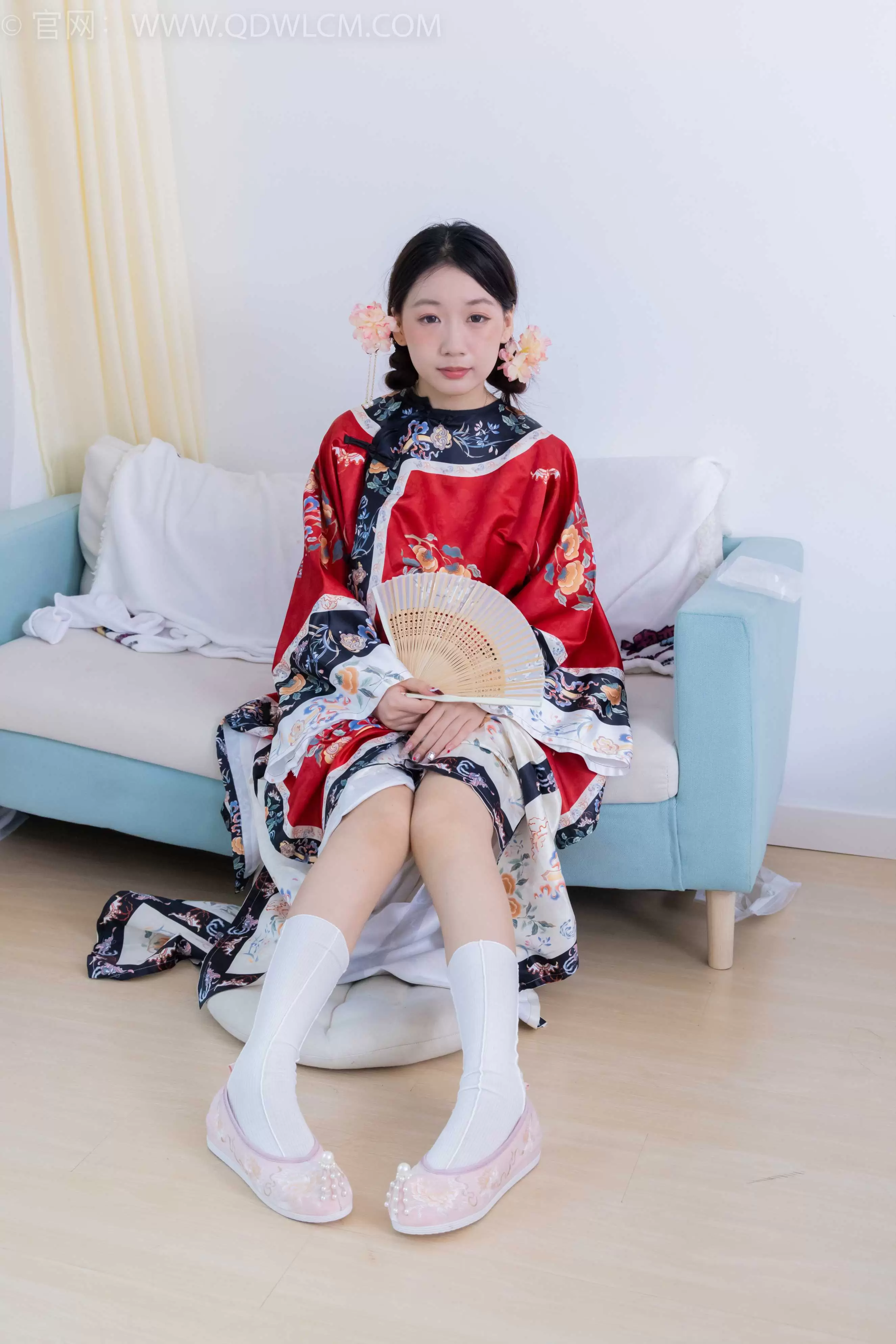 物恋传媒 NO.2159 丹丹-深夜看海 [205P-1V-5.89G] - 秀人网免费无水印在线套图写真