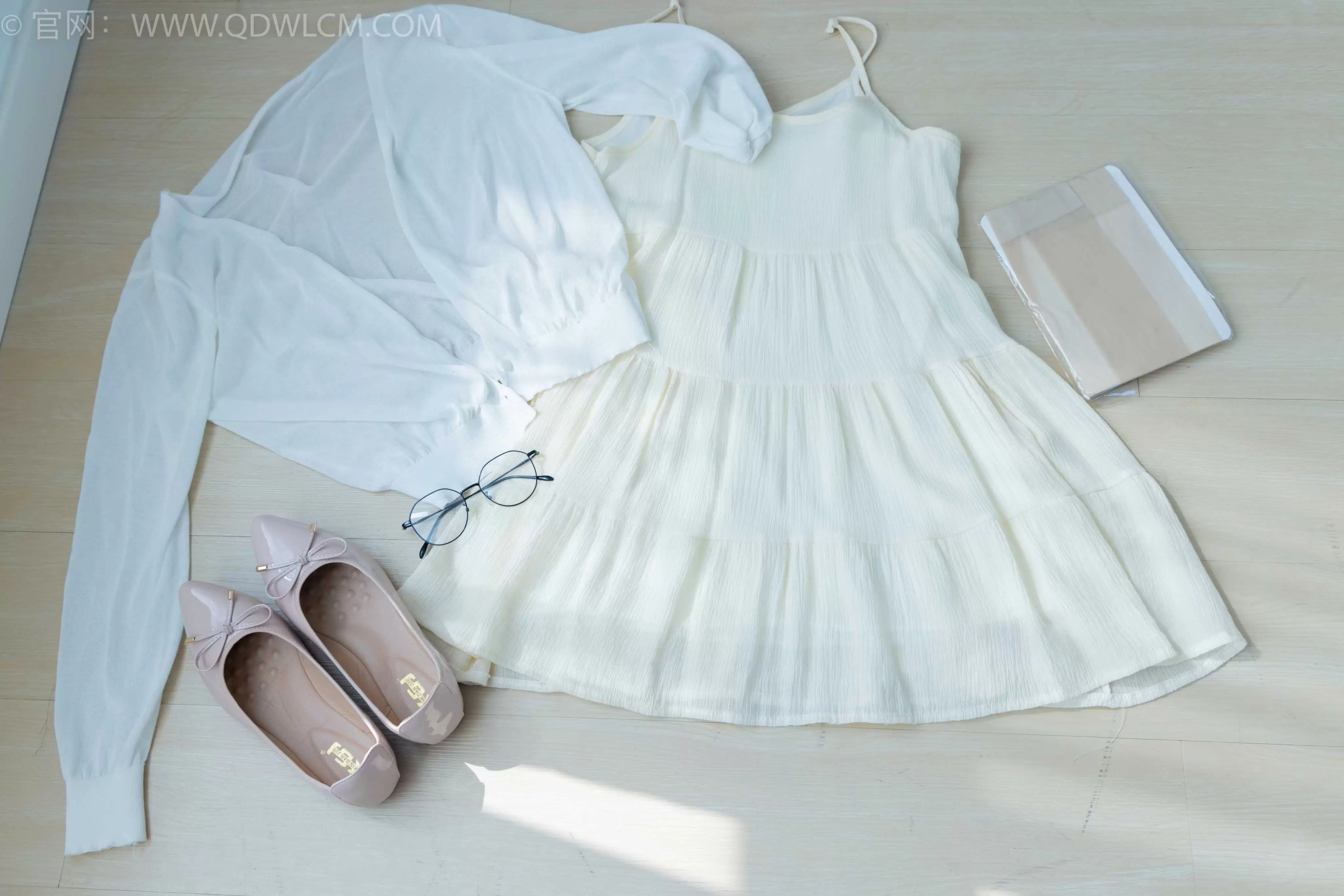 物恋传媒 NO.2155 小新-足够的勇气 [150P1V-3.57GB] - 秀人网免费无水印在线套图写真