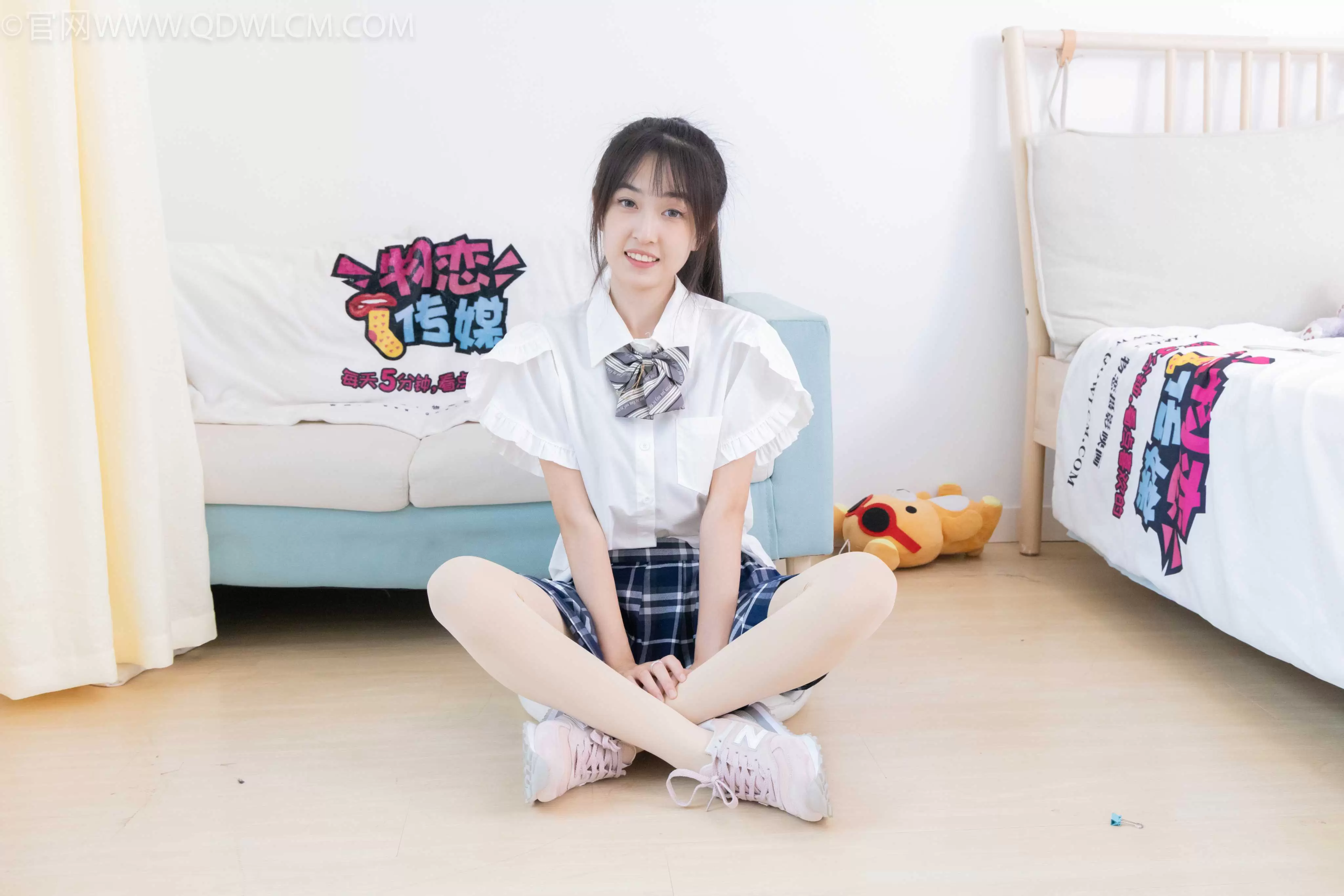 物恋传媒 NO.2114 嘉木-校园时光 [167P1V-5.62GB] - 秀人网免费无水印在线套图写真