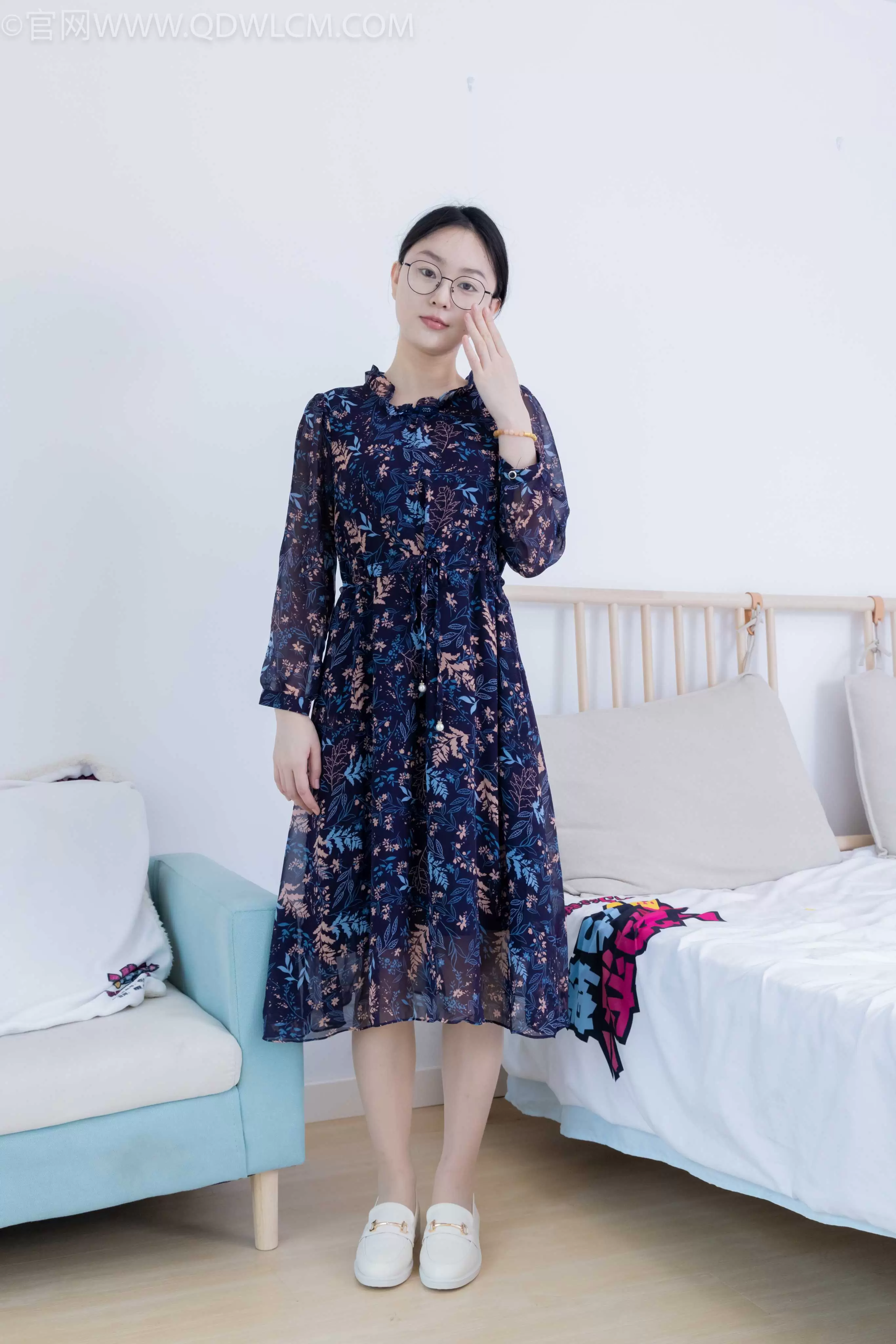 物恋传媒 NO.2113 美兔-一场梦 [152P1V-4.51GB] - 秀人网免费无水印在线套图写真