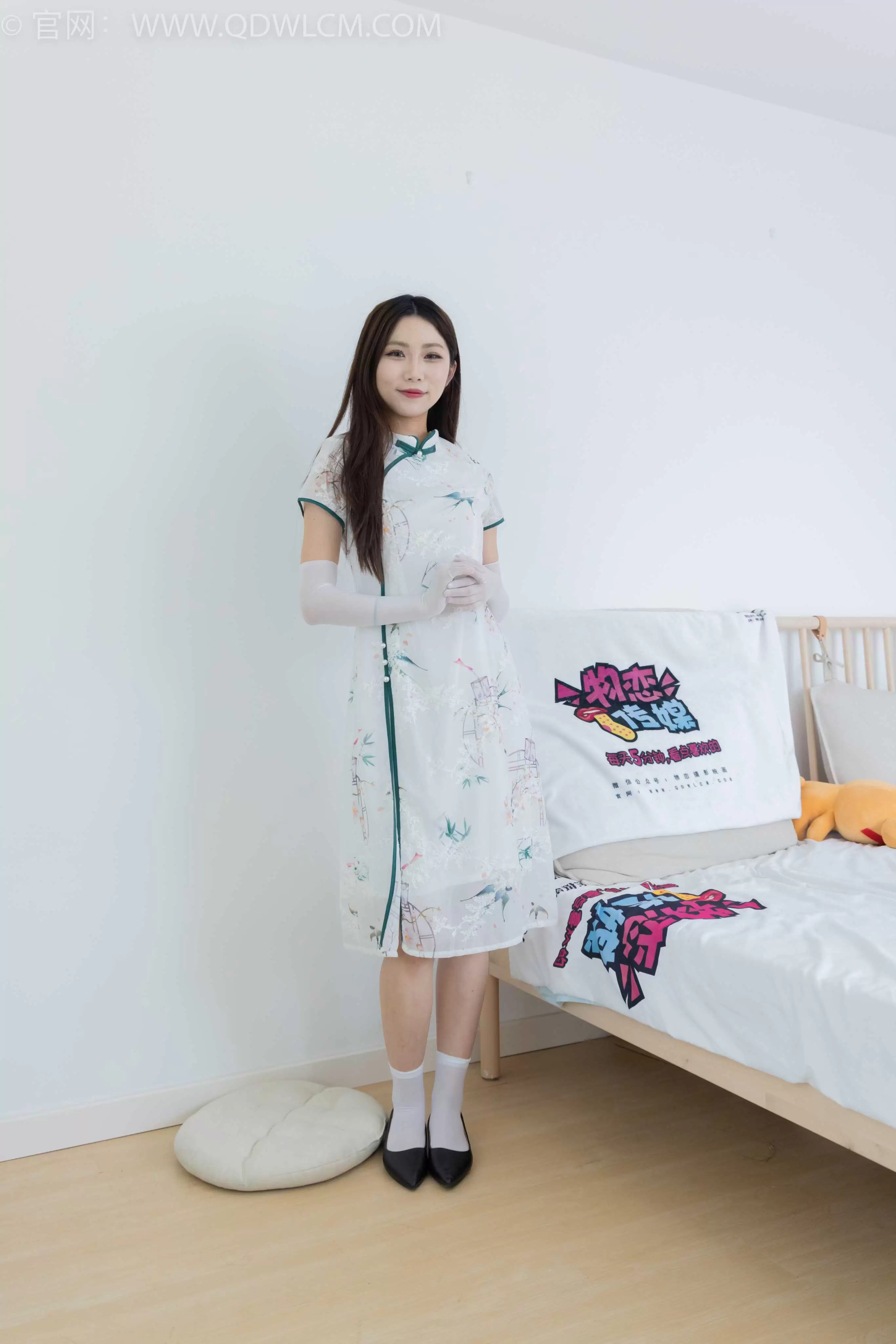 物恋传媒 NO.2099 泡泡-白色泡沫 [150P1V-4.06GB] - 秀人网免费无水印在线套图写真