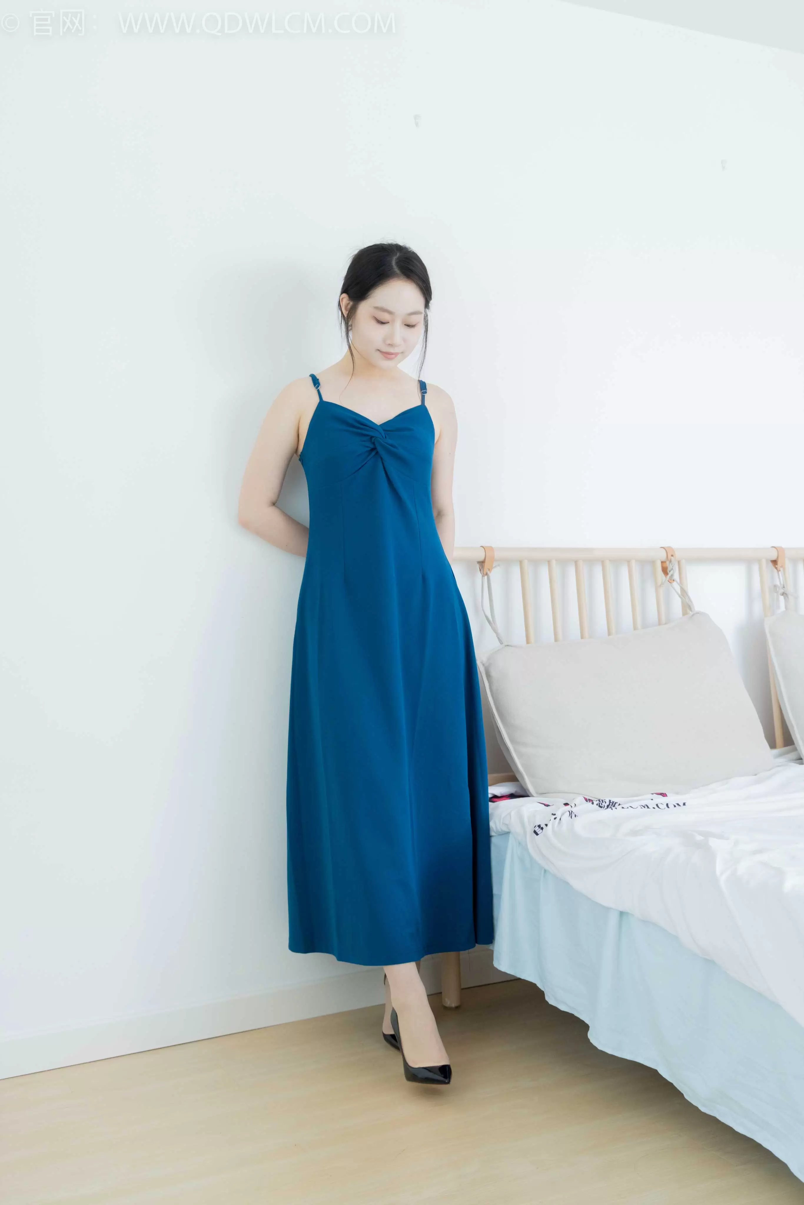 物恋传媒 NO.2095 小新-世界的色彩 [150P1V-4.28GB] - 秀人网免费无水印在线套图写真