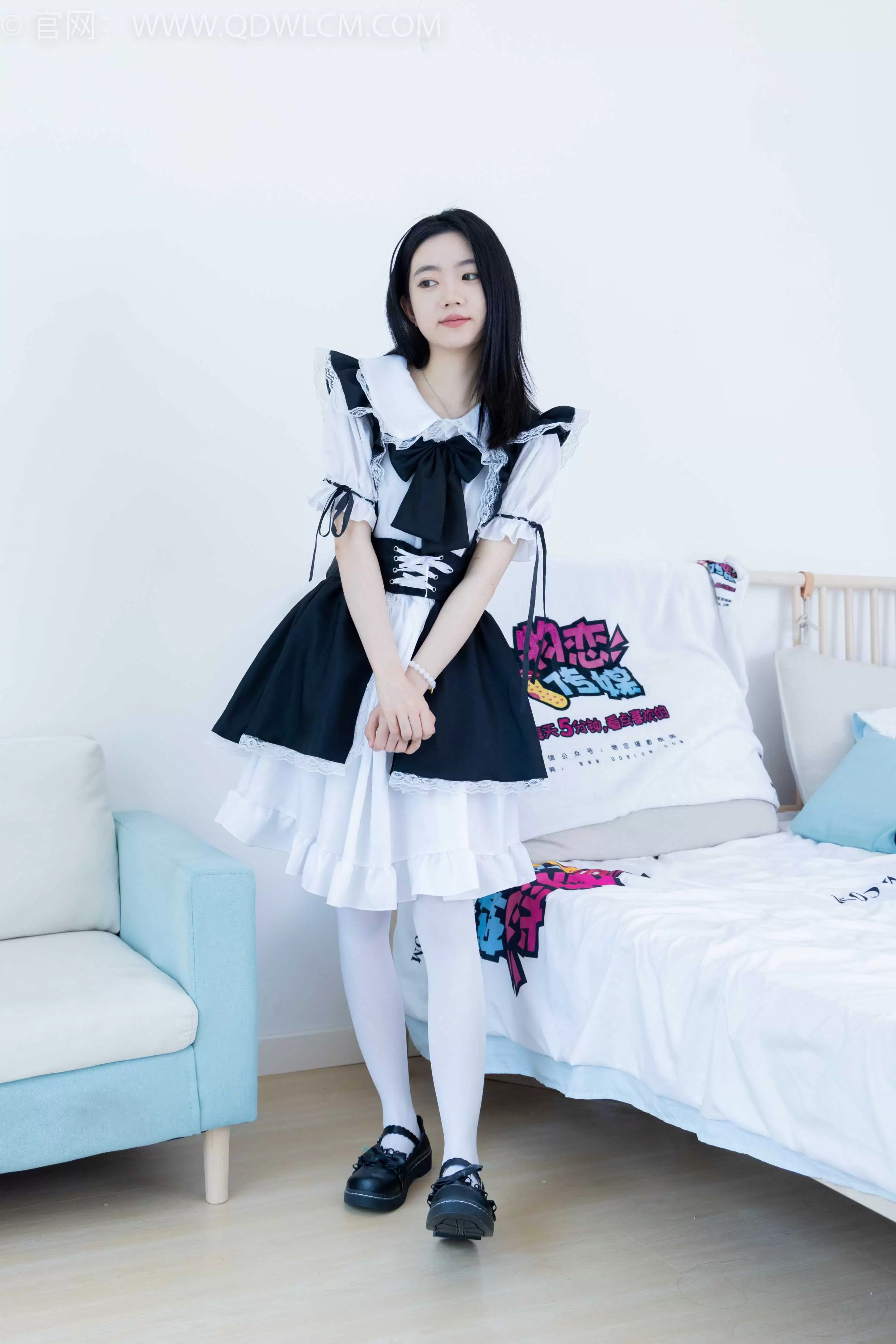 物恋传媒 NO.2073 欢欢-牵你的手 [160P1V-4.21GB] - 秀人网免费无水印在线套图写真