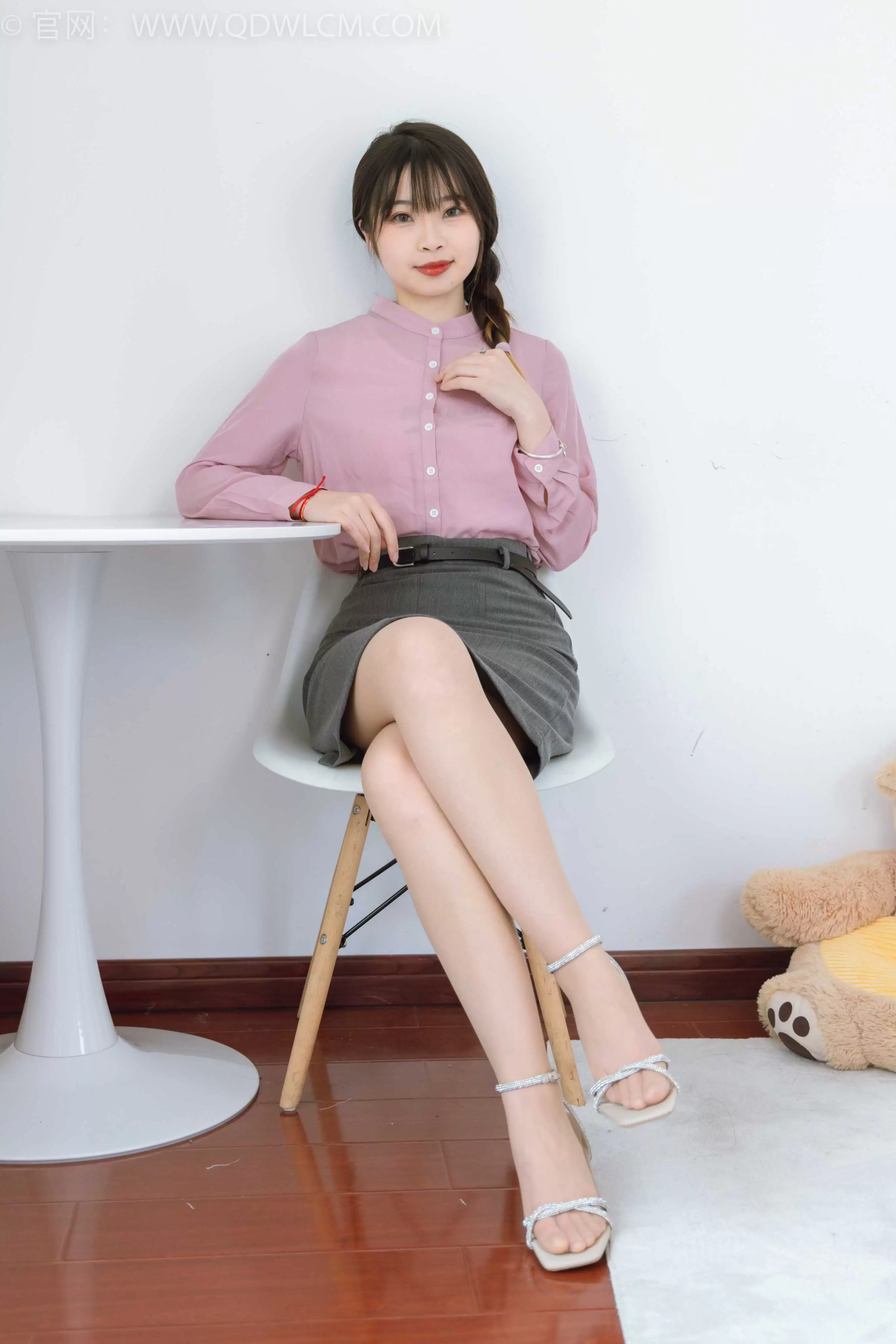 物恋传媒 NO.2039 挽挽-绵延不绝的钟声 [140P-1V-6.41G] - 秀人网免费无水印在线套图写真