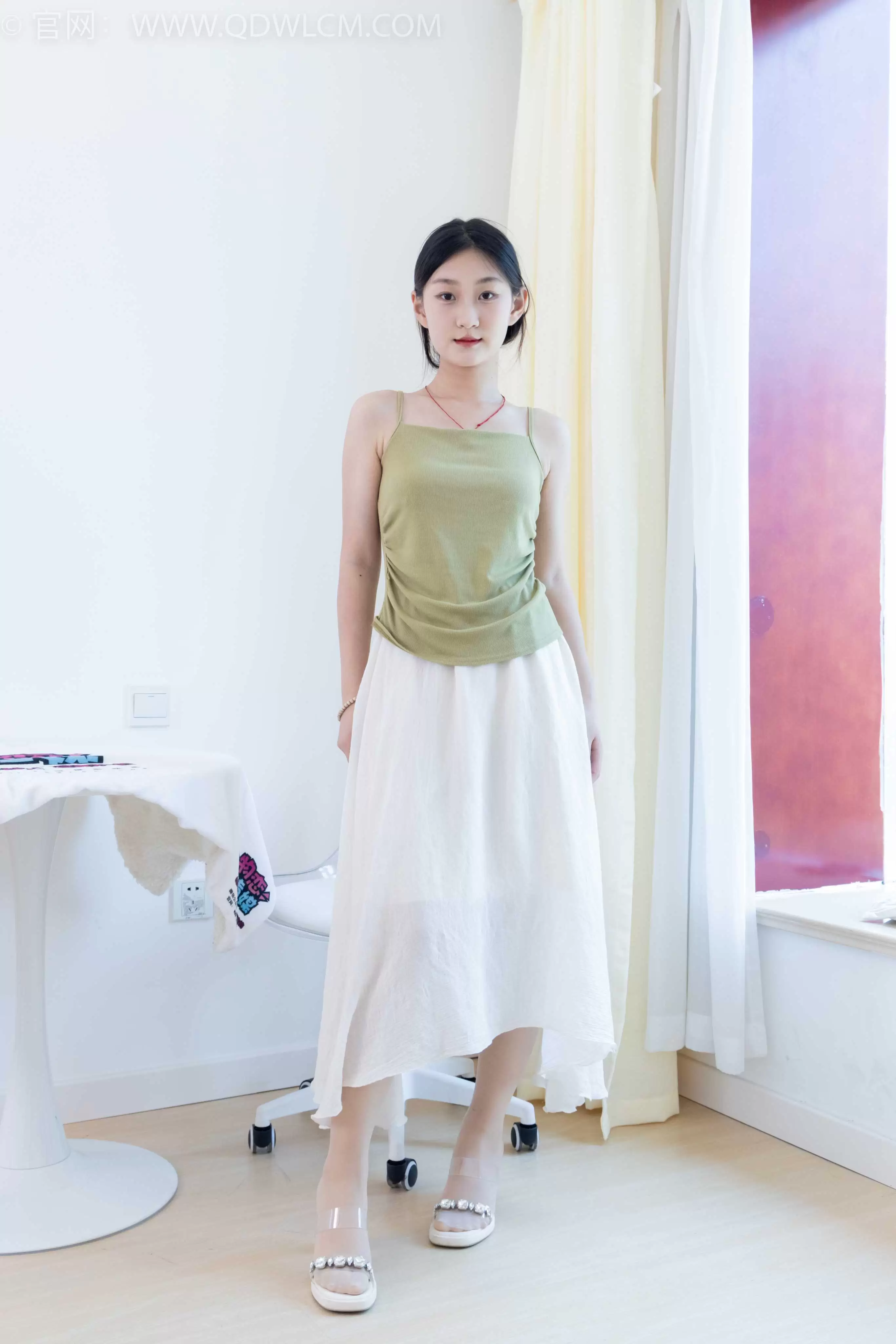 物恋传媒 NO.2009 豆沙-绿豆冰沙 [150P-1V-4.24G] - 秀人网免费无水印在线套图写真