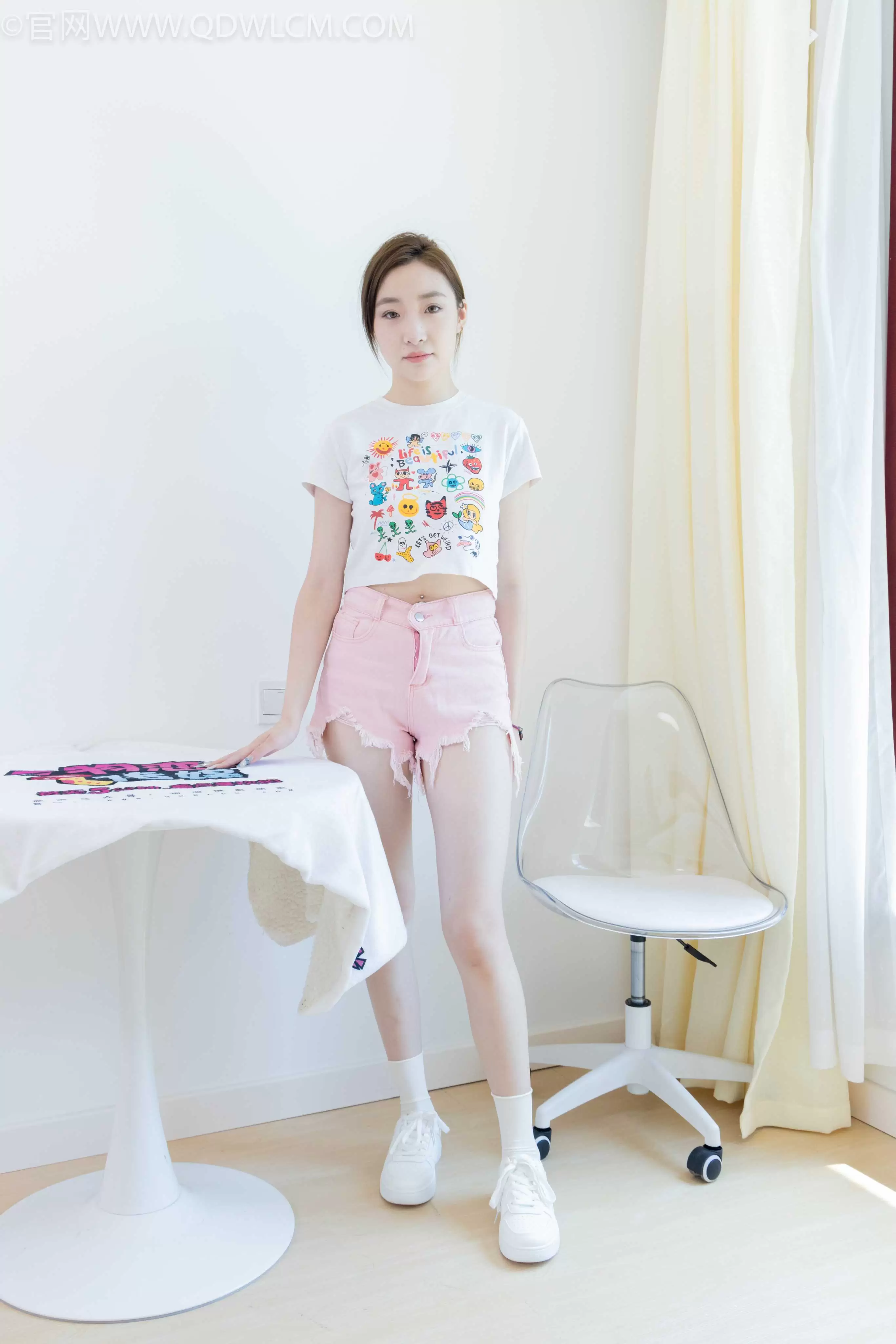 物恋传媒 NO.1999 恬恬-向云端 [156P-1V-4.4G] - 秀人网免费无水印在线套图写真