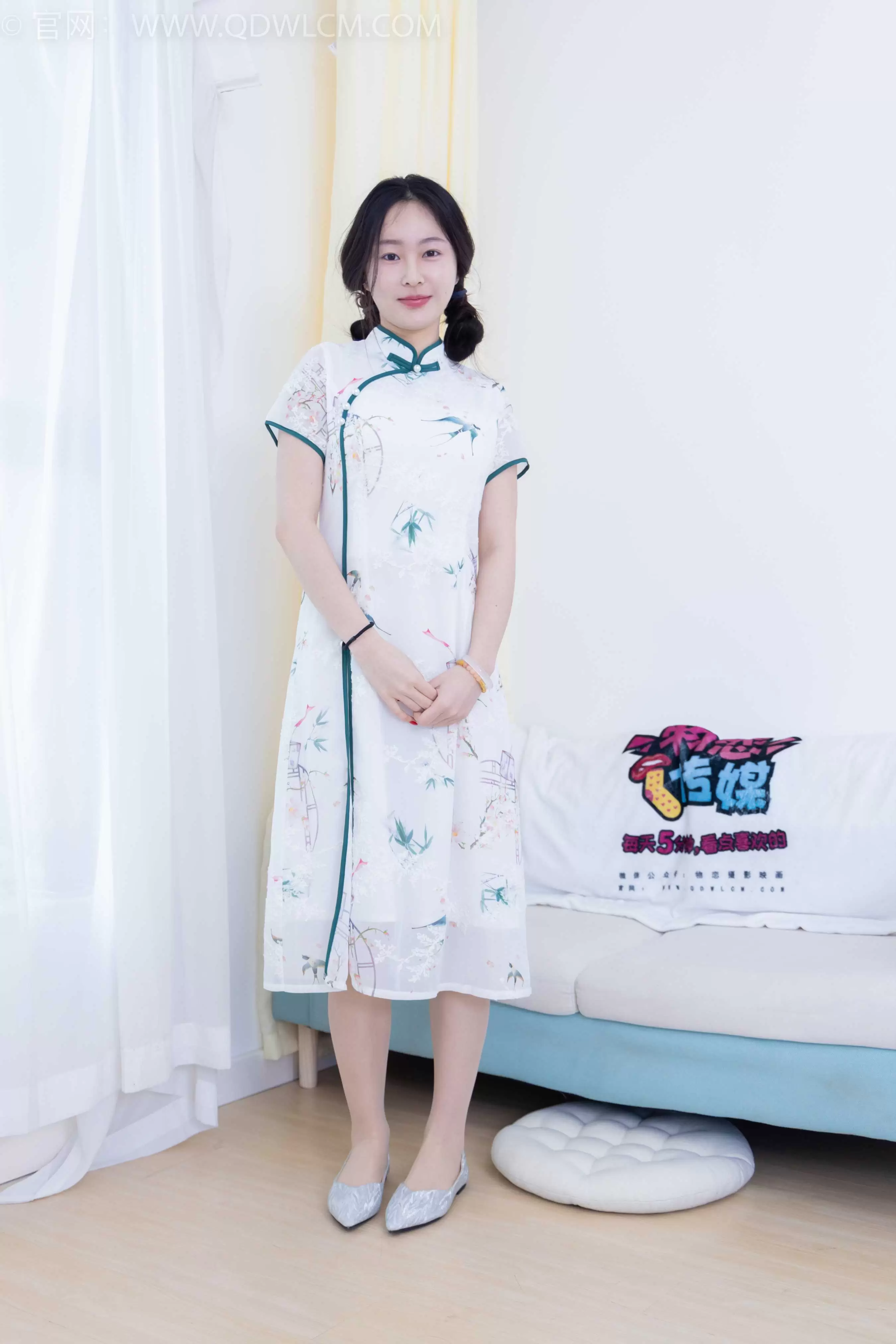 物恋传媒 NO.1990 美兔-吹梦到西洲 [160P-1V-4.11G] - 秀人网免费无水印在线套图写真