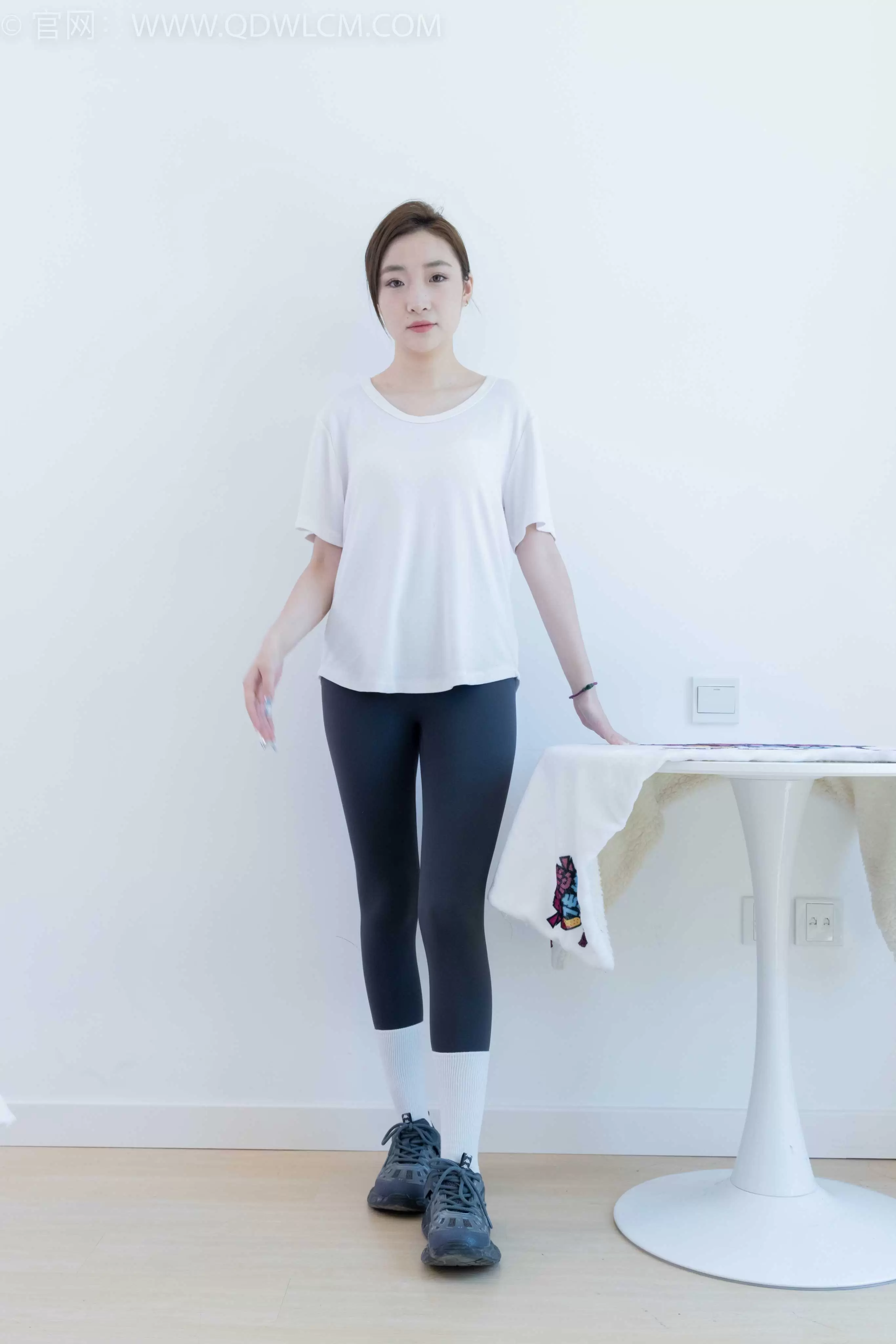 物恋传媒 NO.1985 恬恬-夏日浅海湾 [160P-1V-4.95G] - 秀人网免费无水印在线套图写真