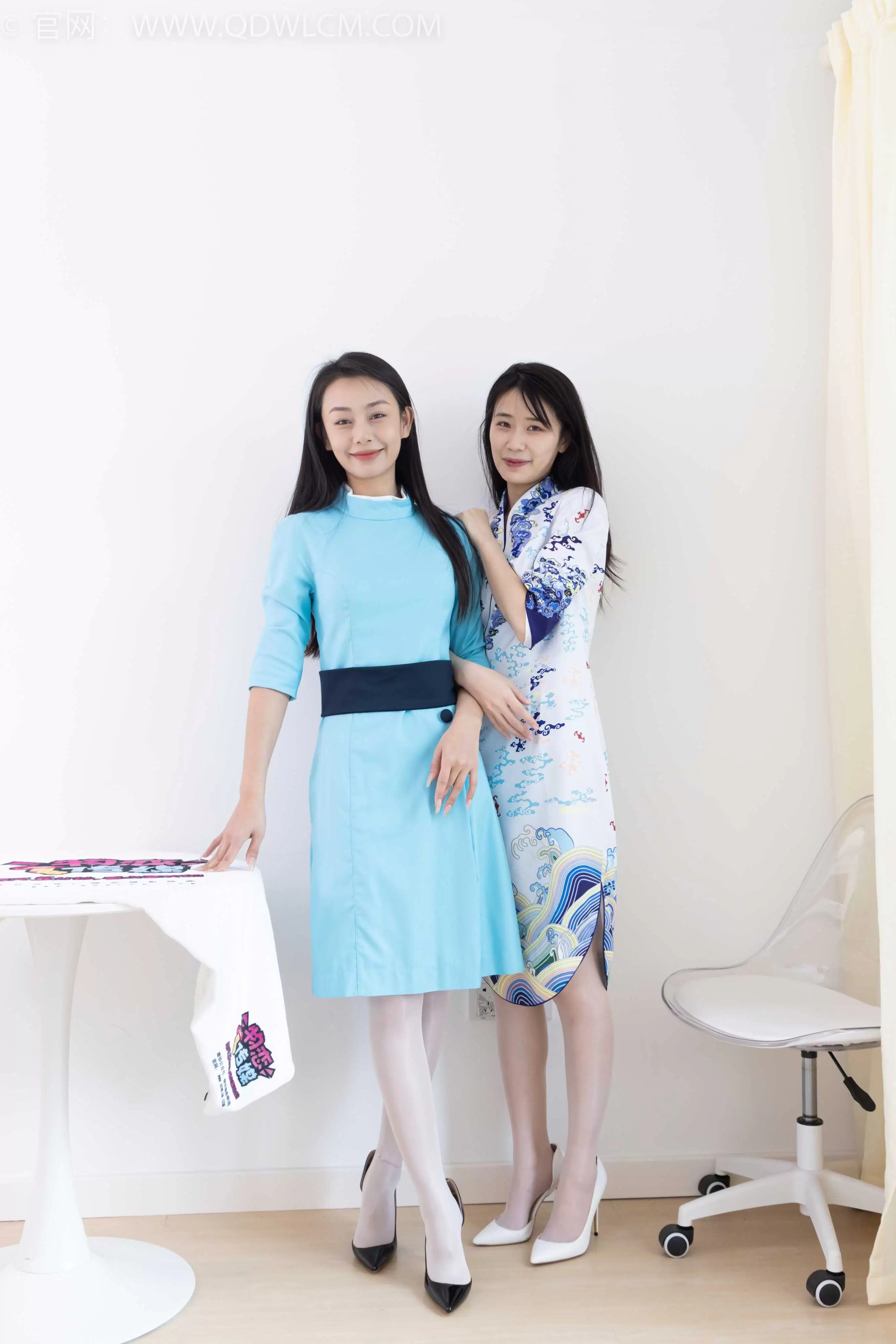 物恋传媒 NO.1957 菜菜&岚岚-两世欢 [160P-1V-5.29G] - 秀人网免费无水印在线套图写真