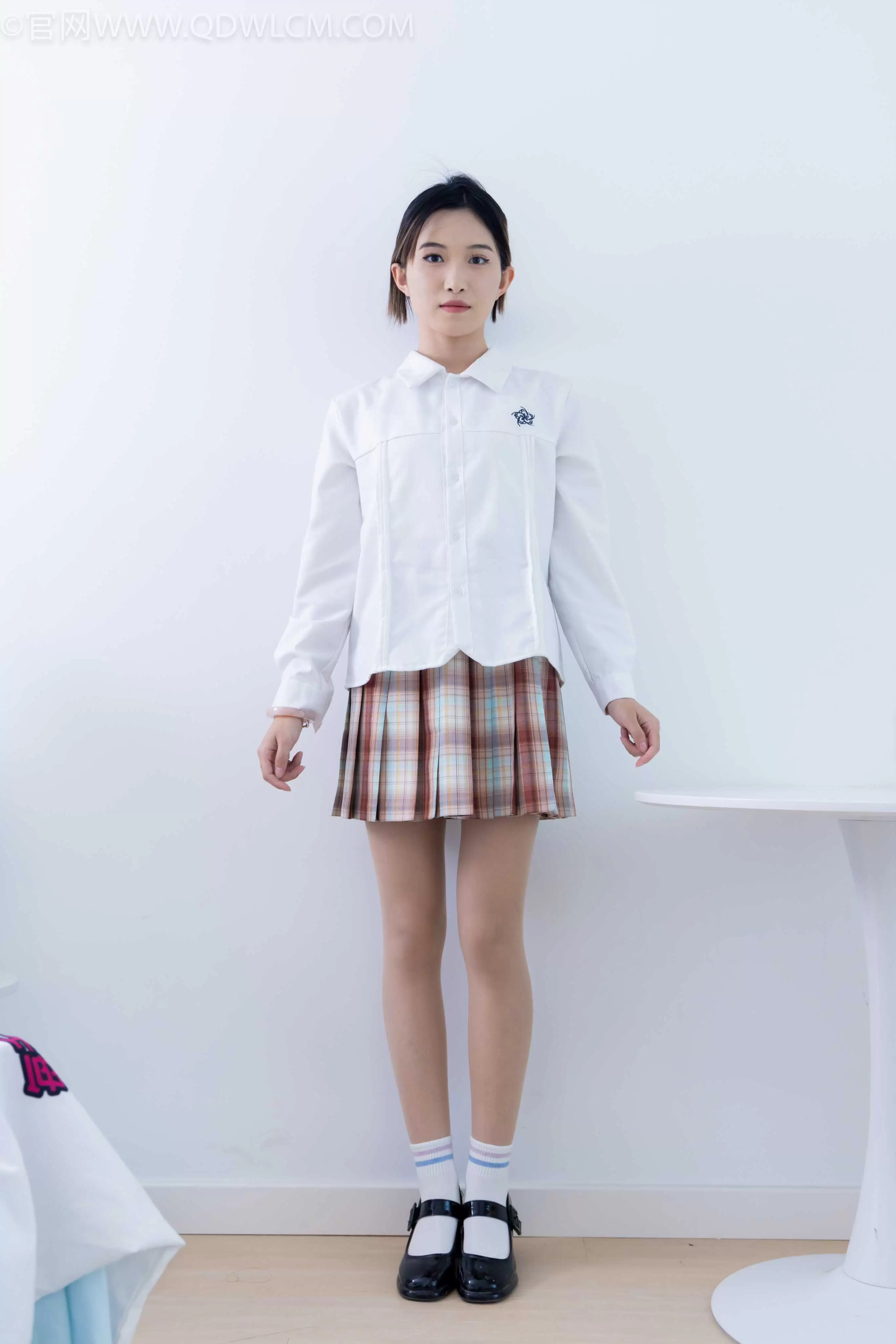 物恋传媒 NO.1934 茹茹-山茶花 [156P-1V-3.75G] - 秀人网免费无水印在线套图写真