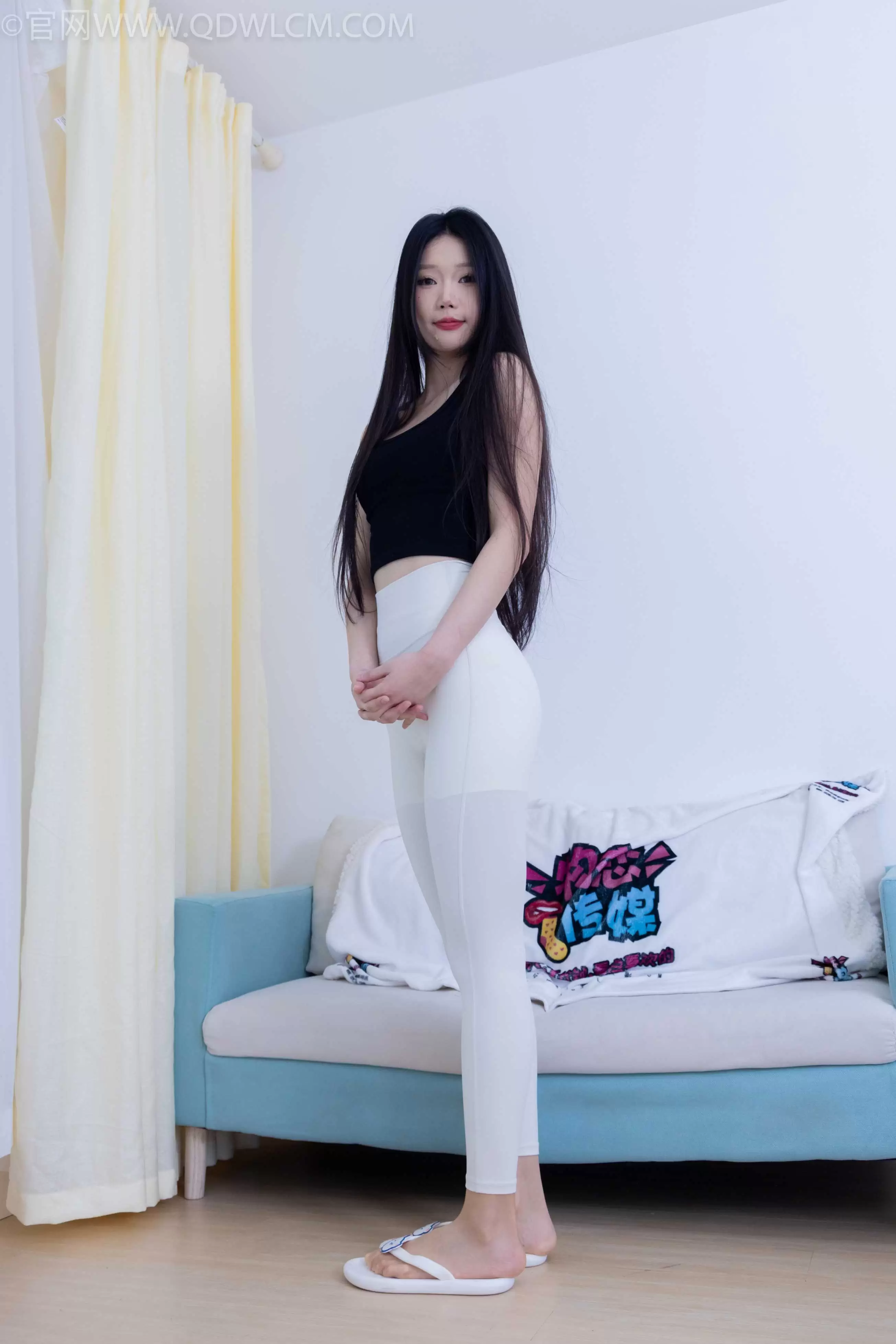 物恋传媒 NO.1933 小竹-钢琴曲 [160P-1V-4.71G] - 秀人网免费无水印在线套图写真