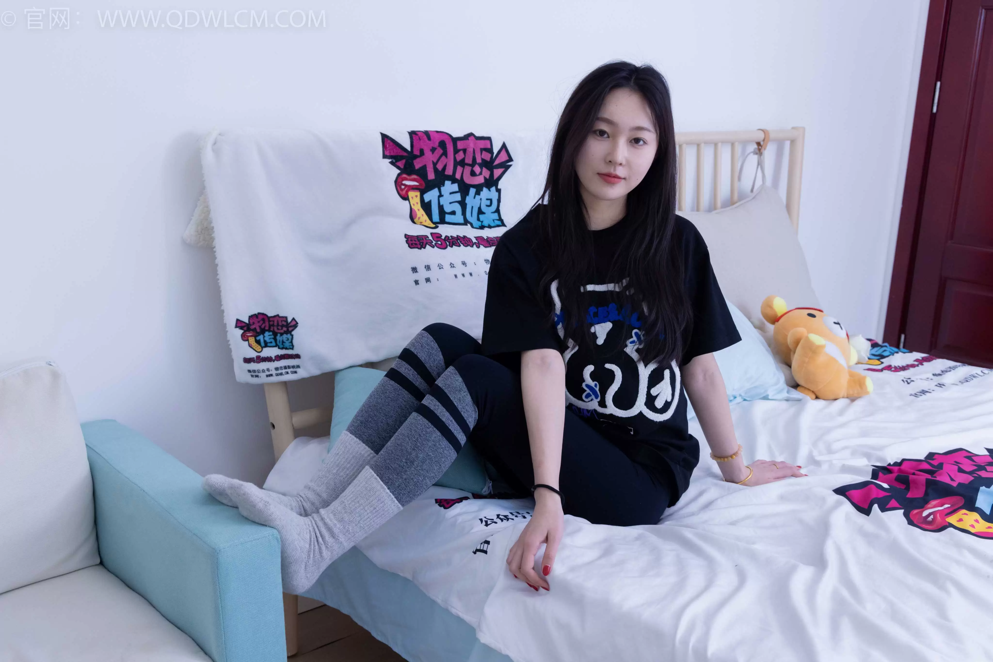 物恋传媒 NO.1912 美兔-踏青之旅 [155P-1V-4.79G] - 秀人网免费无水印在线套图写真