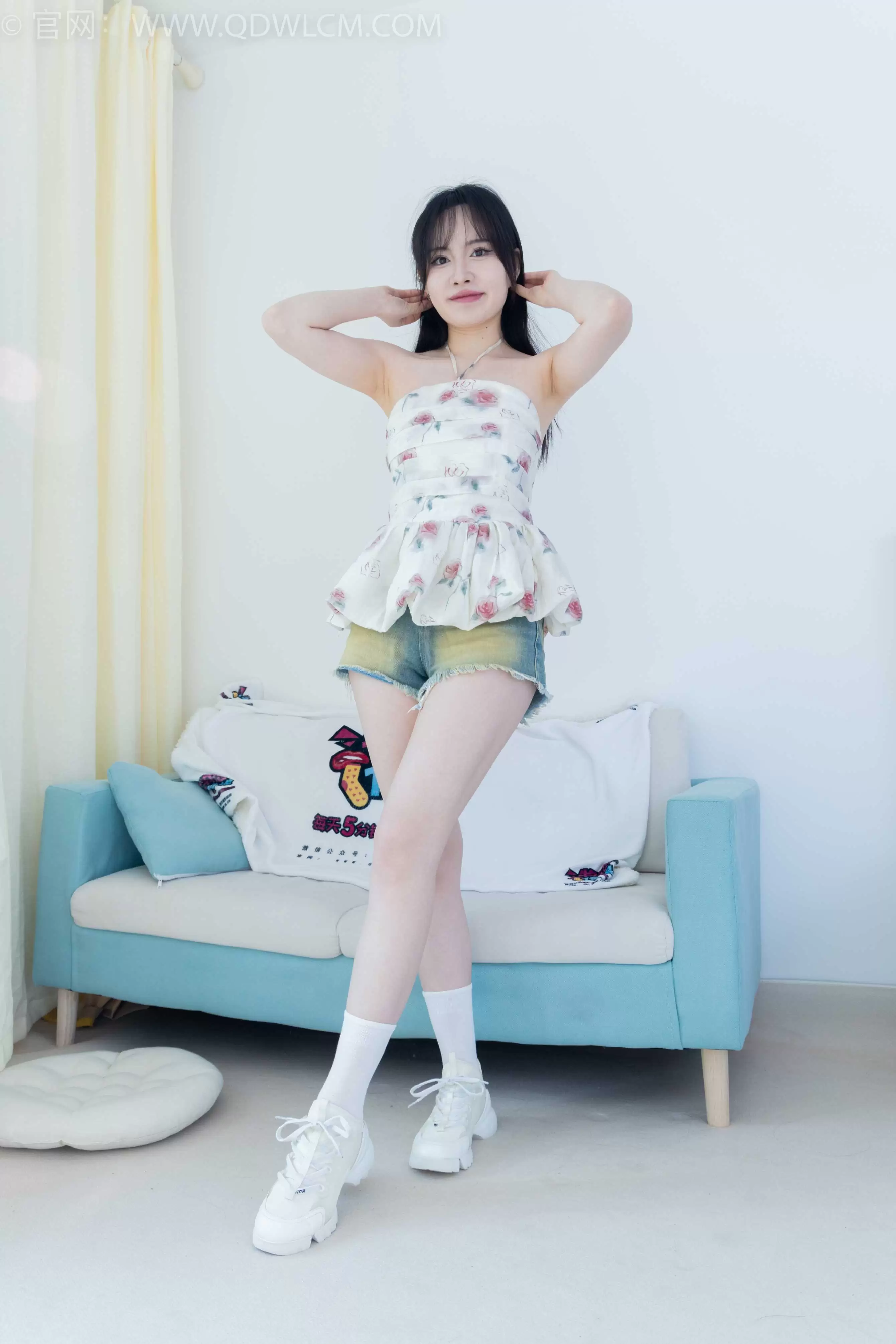 物恋传媒 NO.1875 小酒-微笑天使 [150P-1V-3.65G] - 秀人网免费无水印在线套图写真