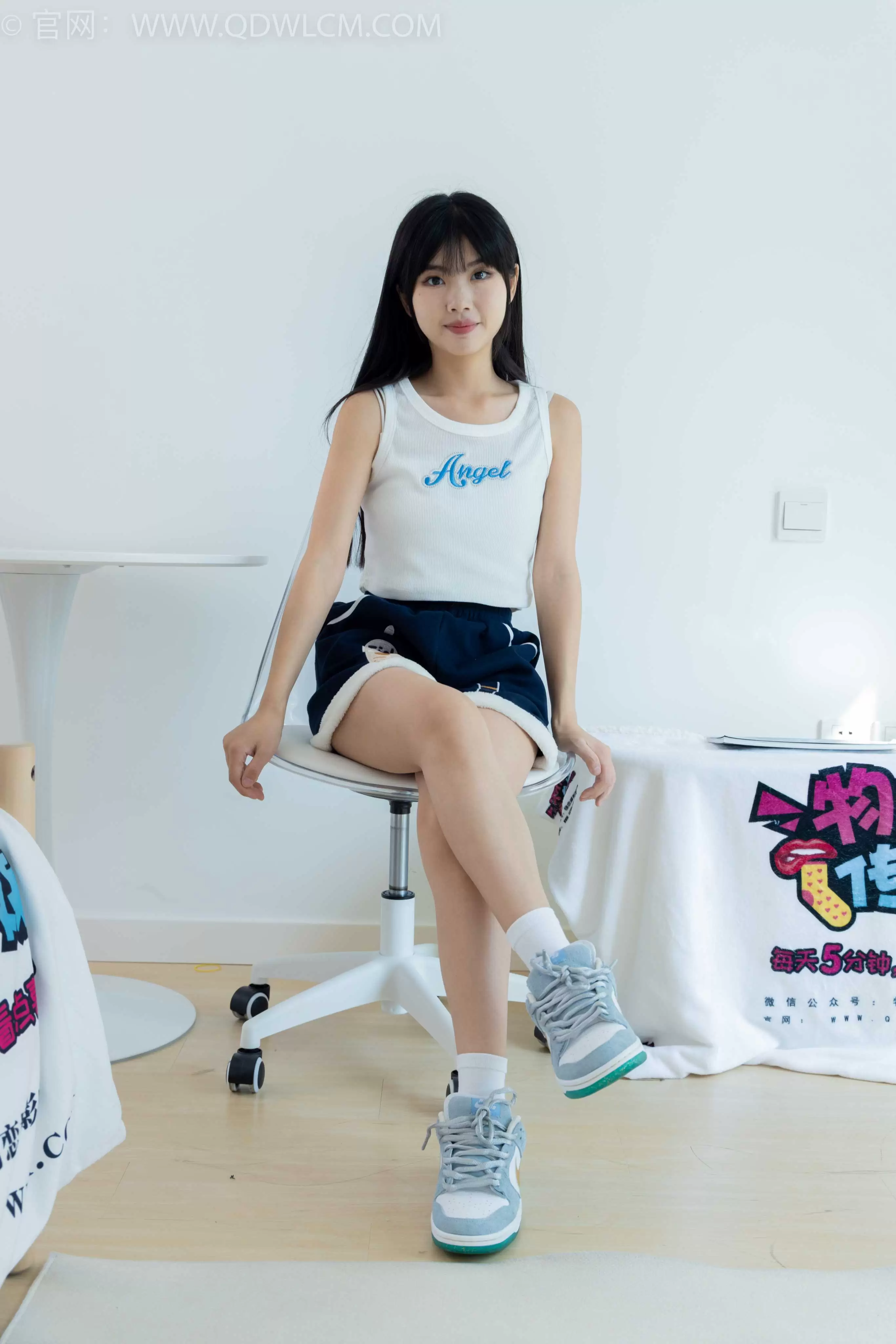 物恋传媒 NO.1868 米米-葡萄之恋 [150P-1V-3.97G] - 秀人网免费无水印在线套图写真