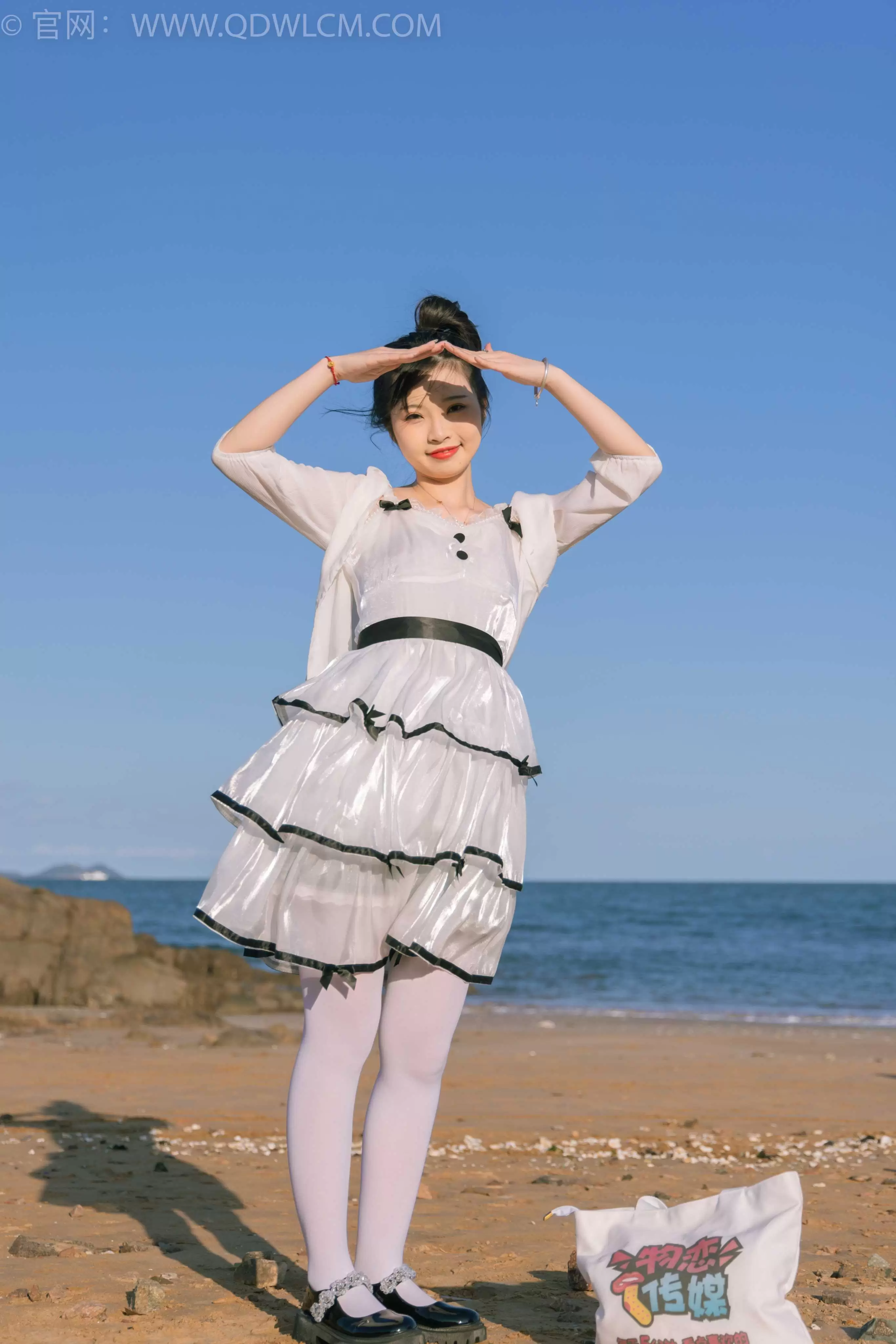 物恋传媒 NO.1828 挽挽-海上月 [150P-1V-4.07G] - 秀人网免费无水印在线套图写真