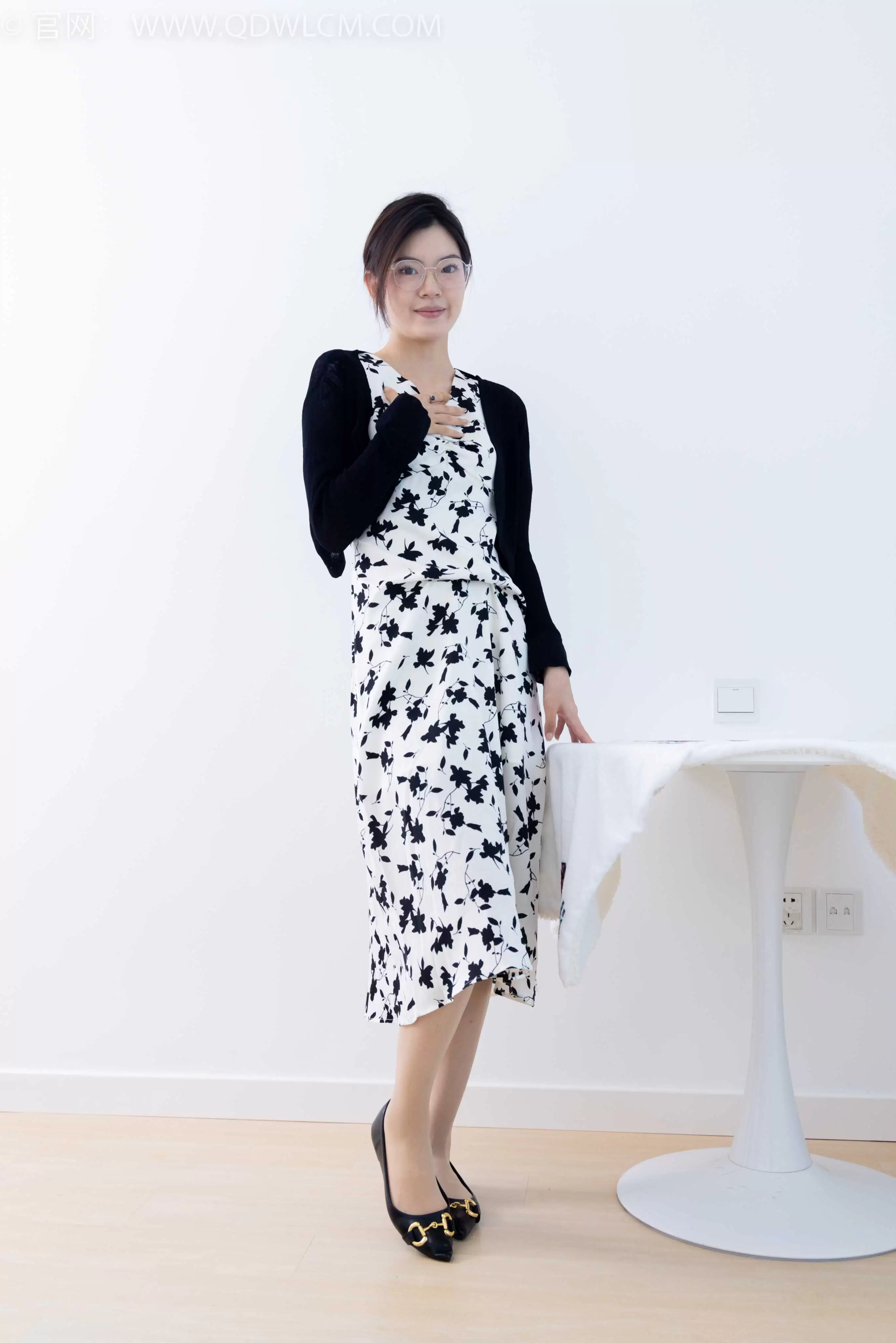 物恋传媒 NO.1821 青黛-还是会想你 [170P-1V-3.96G] - 秀人网免费无水印在线套图写真