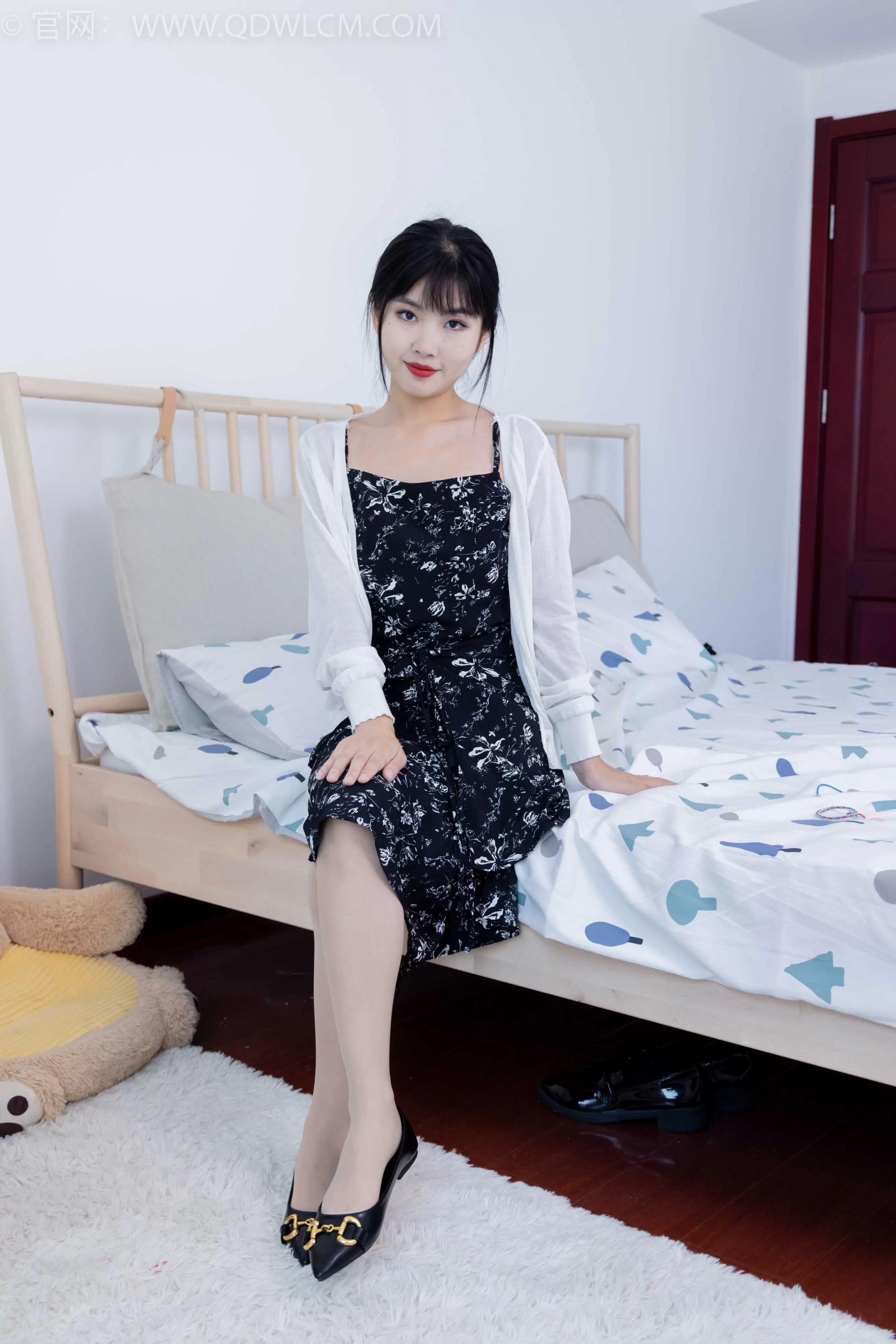 物恋传媒 NO.1815 米米-哥特式 [150P-1V-3.64G] - 秀人网免费无水印在线套图写真