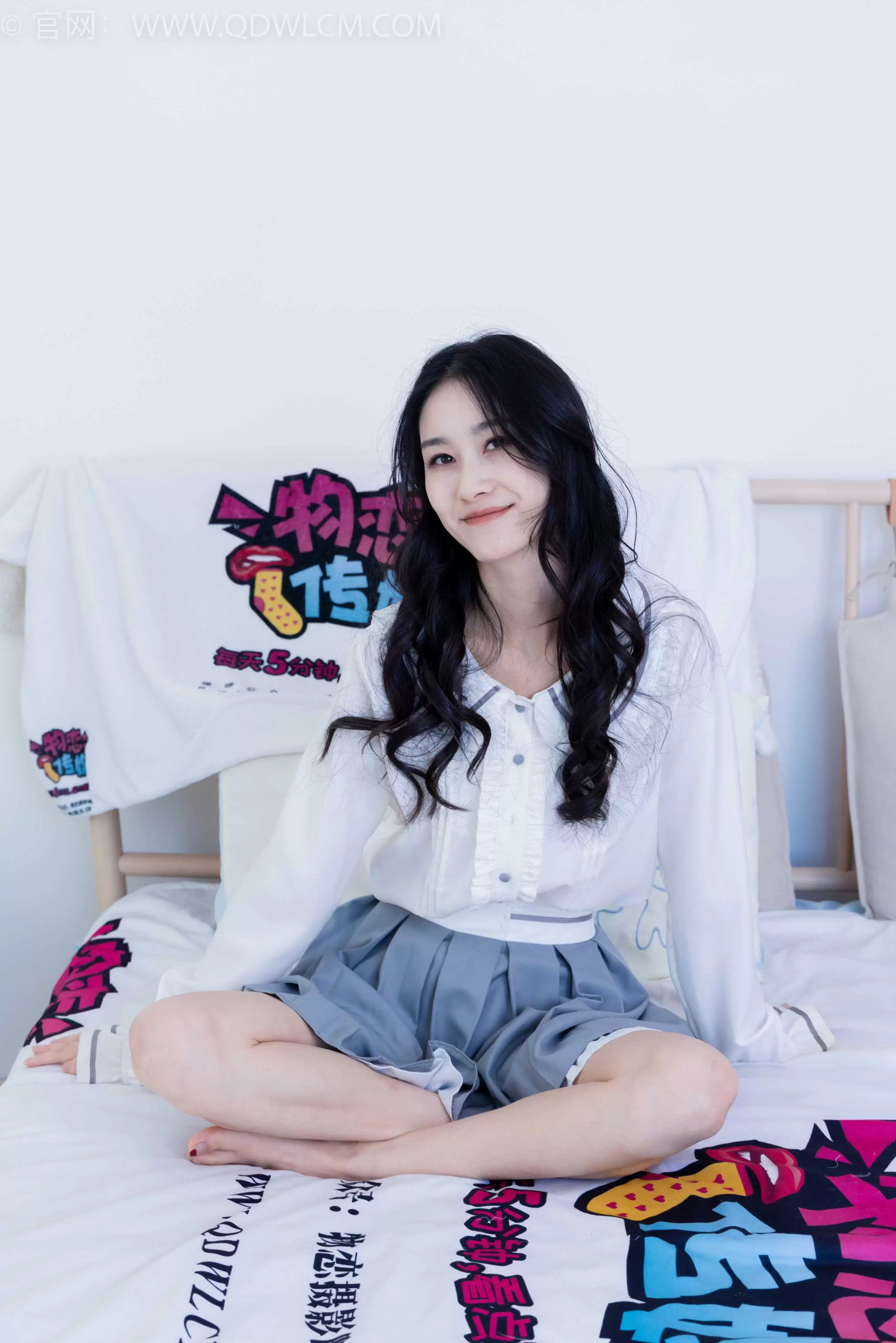 物恋传媒 NO.1811 果汁-像风一样 [150P-1V-3.6G] - 秀人网免费无水印在线套图写真