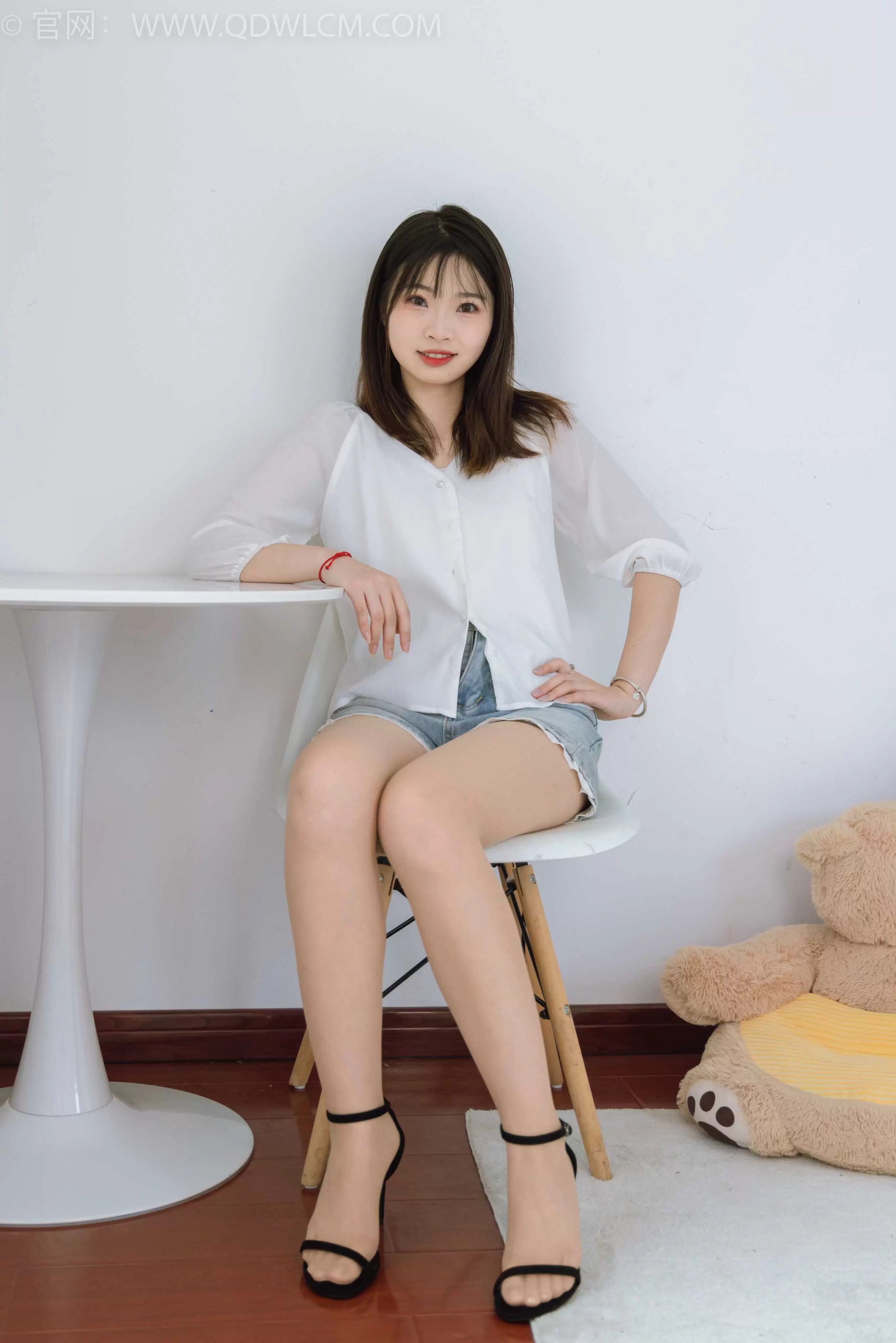 物恋传媒 NO.1800 挽挽-你的答案 [150P-1V-4.03G] - 秀人网免费无水印在线套图写真