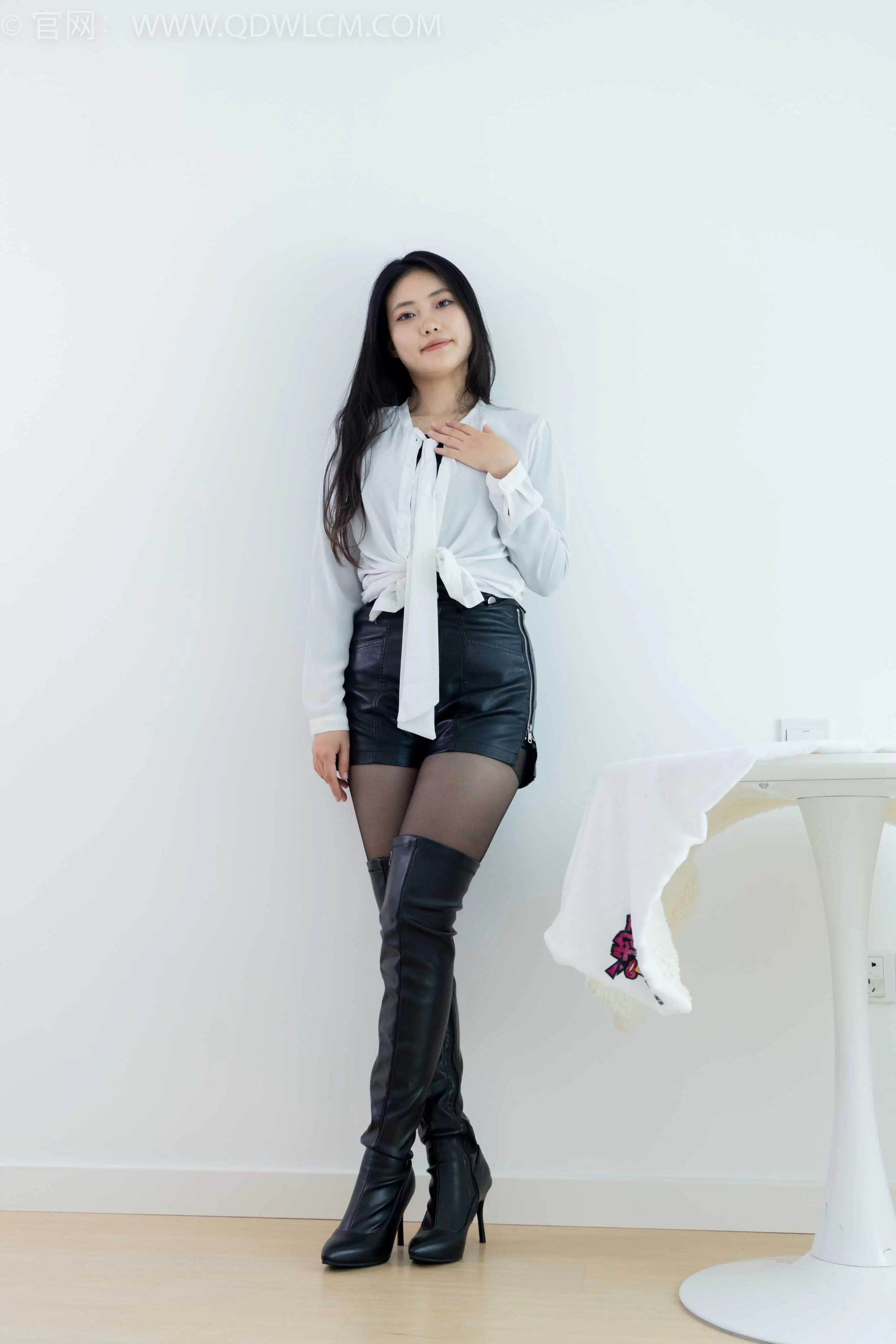 物恋传媒 NO.1690 香香-随心自由 [155P-1V-3.54G] - 秀人网免费无水印在线套图写真