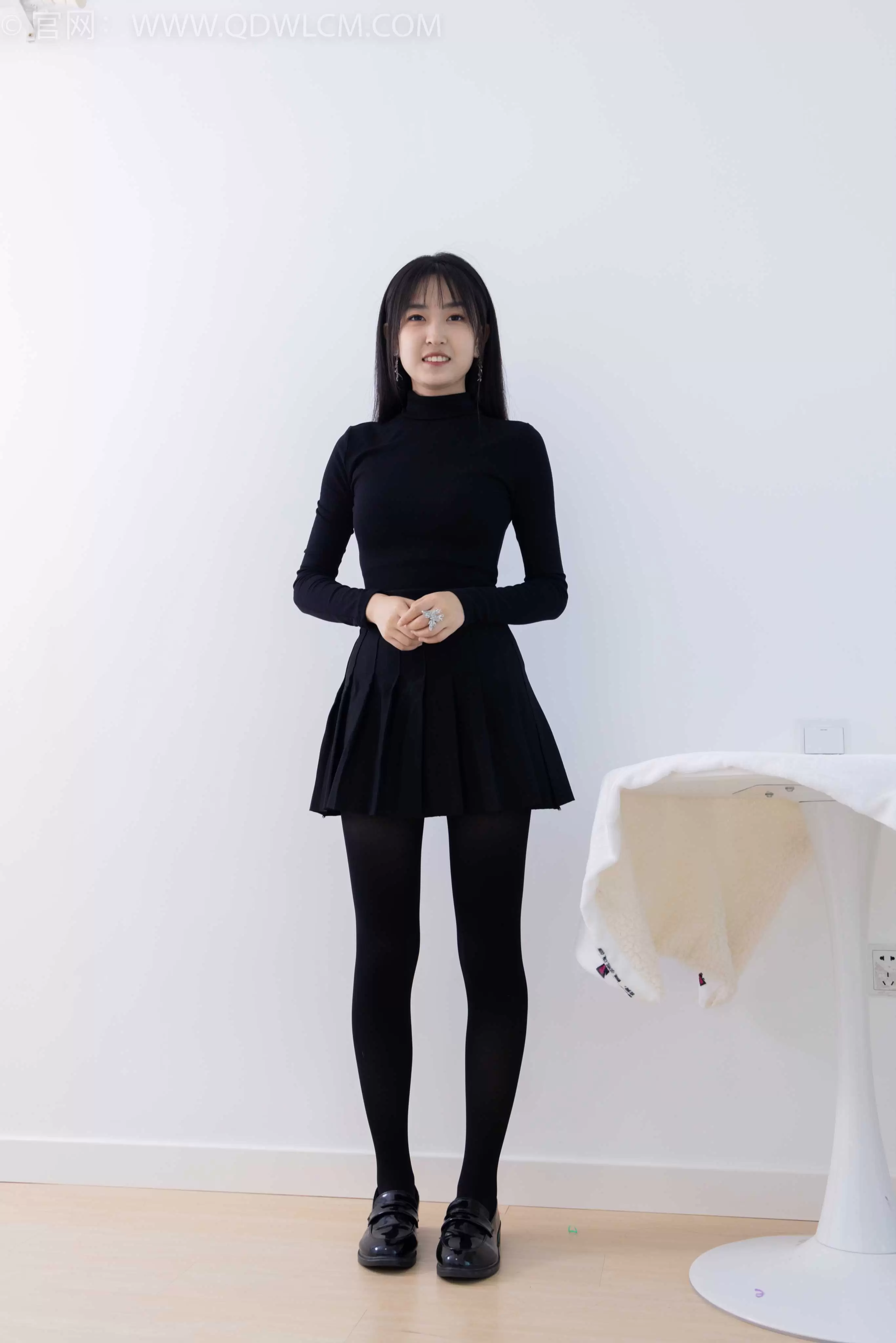 物恋传媒 NO.1677 嘉木-夏日重逢 [156P-1V-3.46G] - 秀人网免费无水印在线套图写真