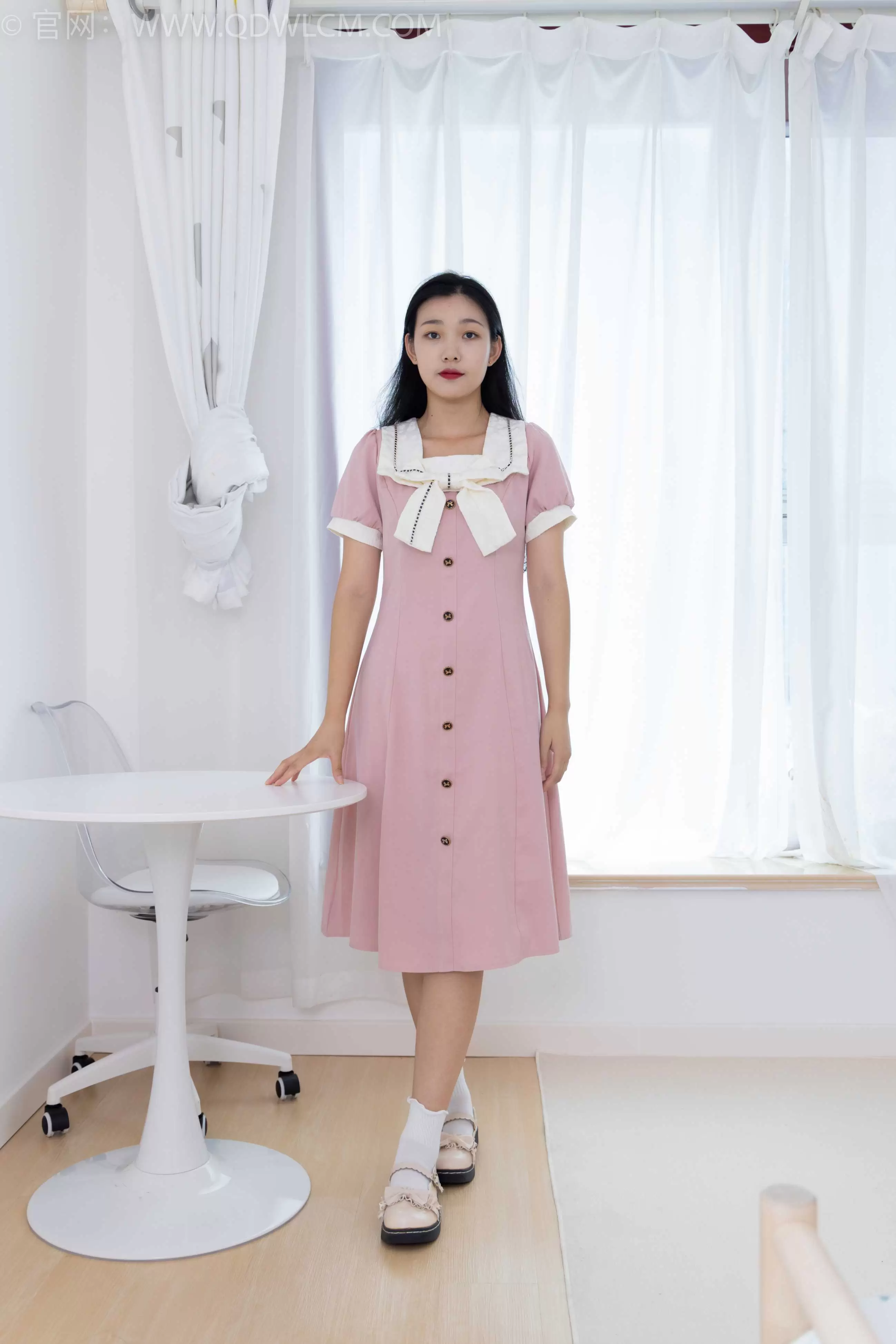 物恋传媒 NO.1660 桐桐-粉色爱恋 [154P-1V-3.58G] - 秀人网免费无水印在线套图写真