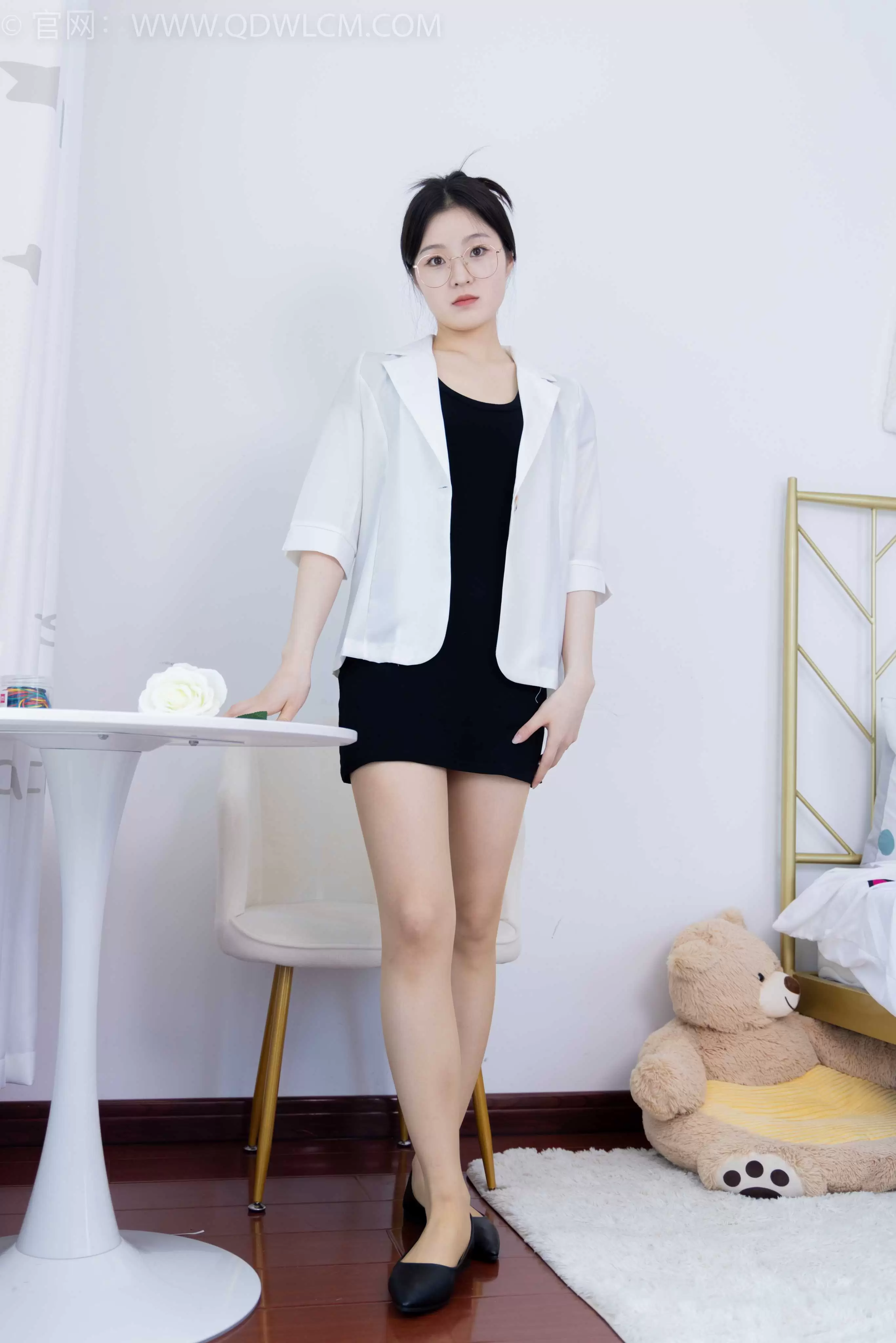 物恋传媒 NO.1649 青柠-千与千寻 [162P-1V-3.73G] - 秀人网免费无水印在线套图写真