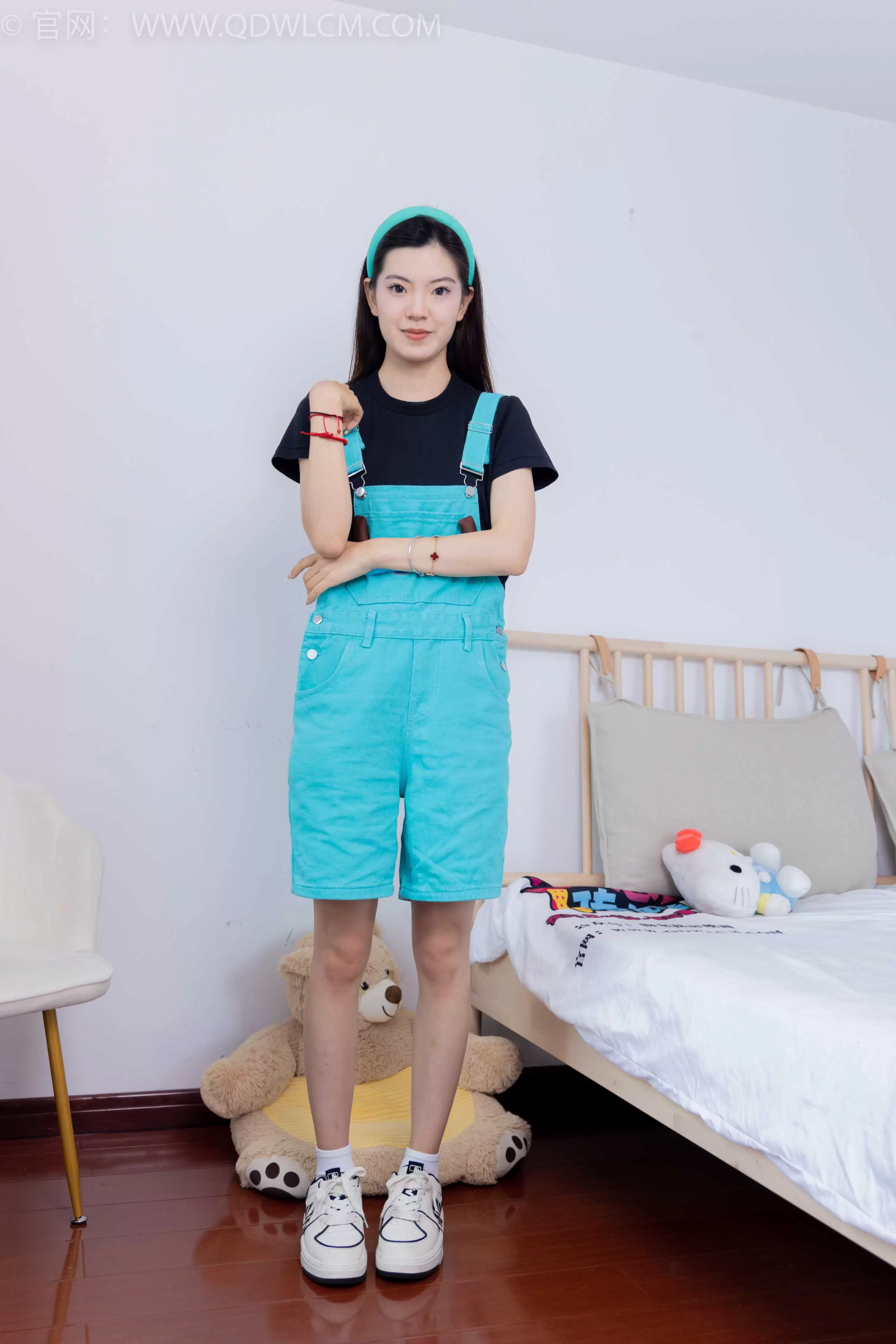 物恋传媒 NO.1647 青黛-澎湃的爱意 [149P-1V-3.8G] - 秀人网免费无水印在线套图写真