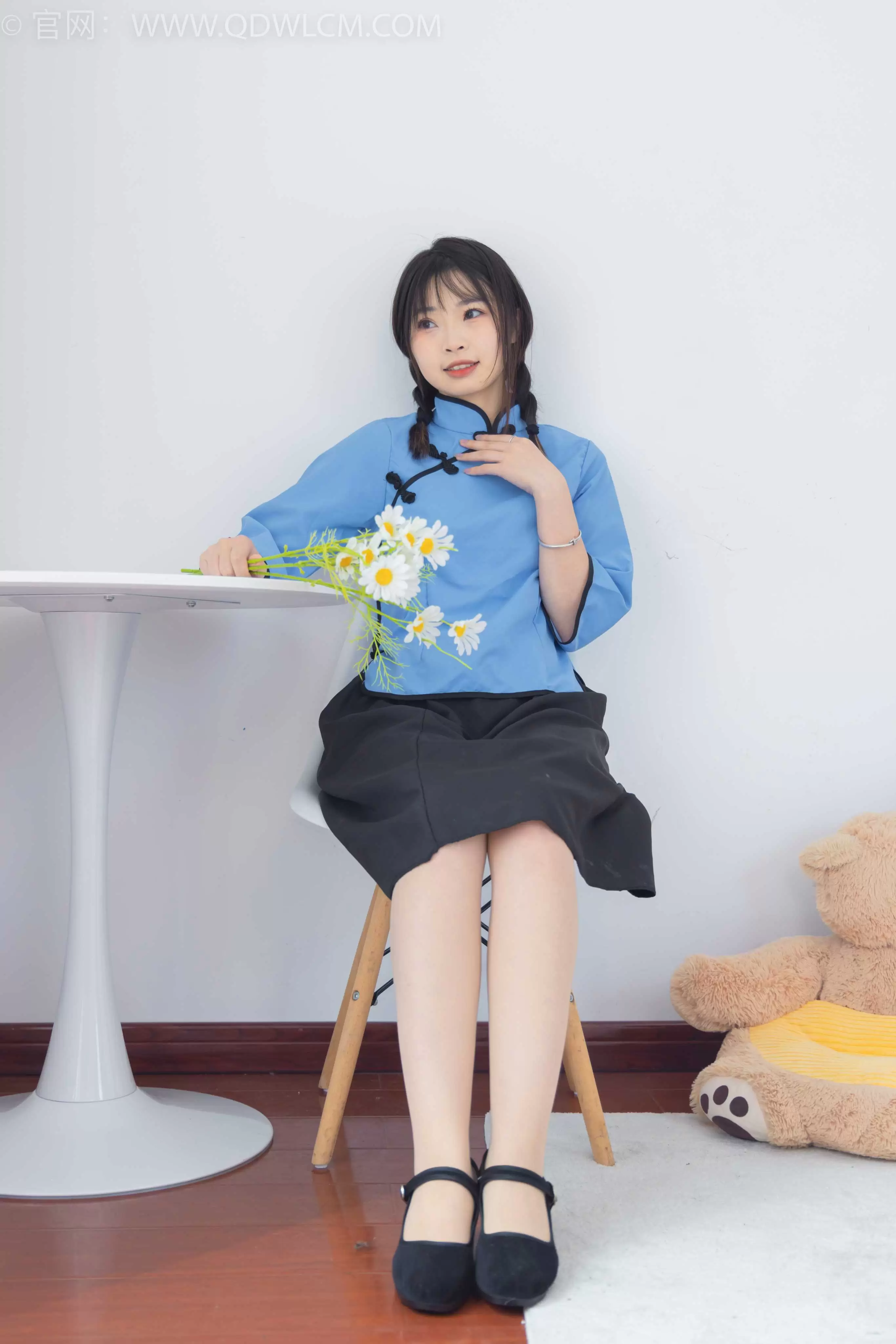 物恋传媒 NO.1642 挽挽-民国少女(盲盒2) [200P-1V-4.11G] - 秀人网免费无水印在线套图写真