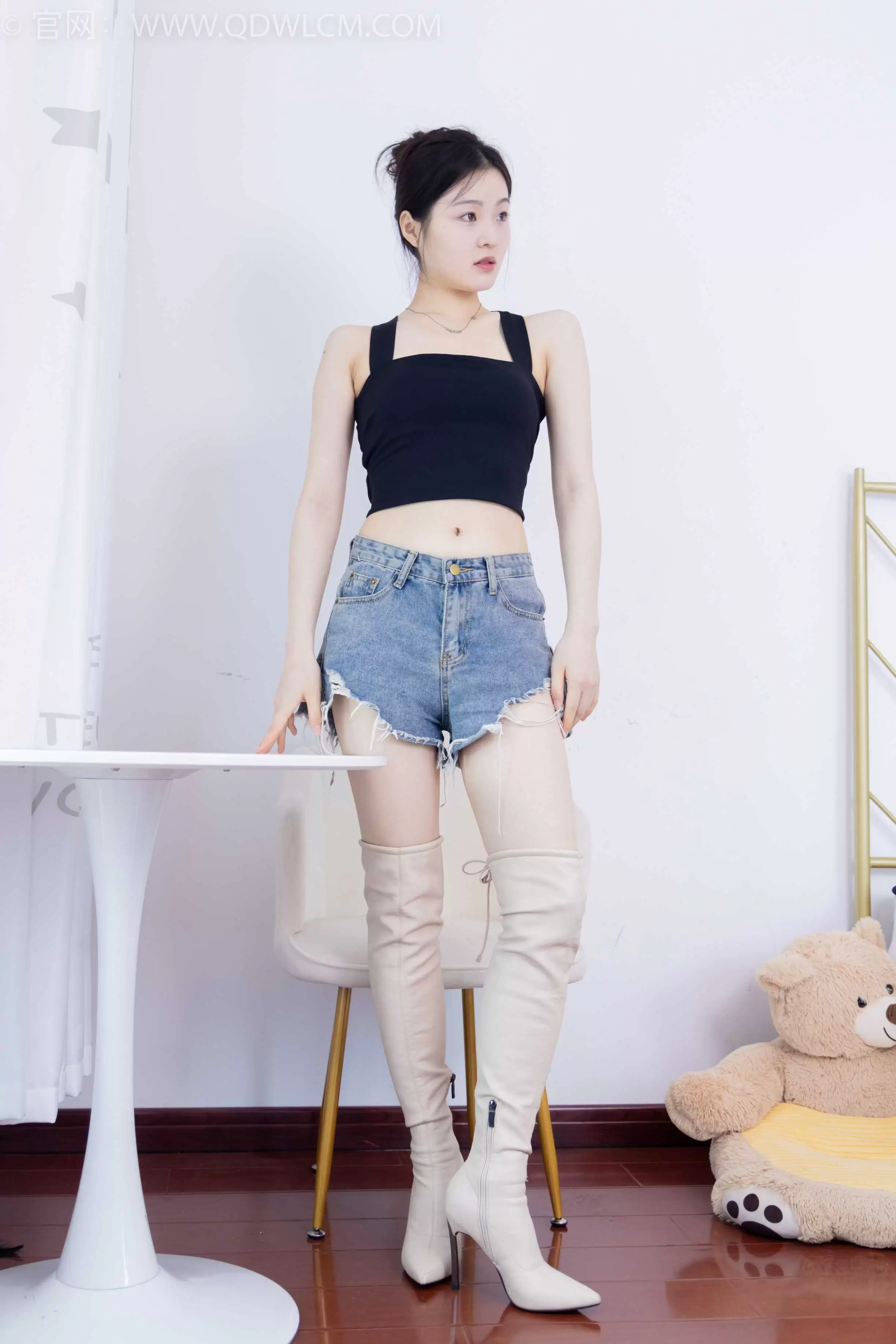 物恋传媒 NO.1626 青柠-眺望远方 [173P-1V-3.95G] - 秀人网免费无水印在线套图写真