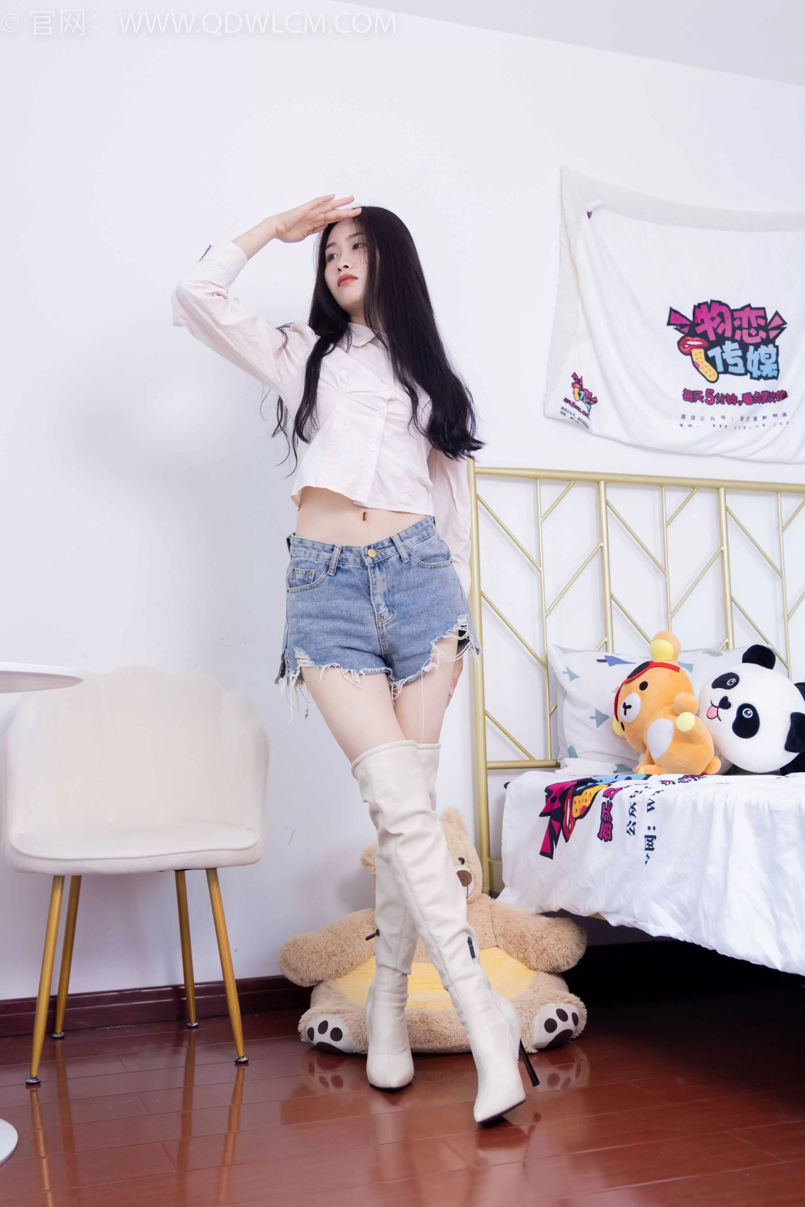 物恋传媒 NO.1625 绒绒-深深爱过 [209P-1V-5.07G] - 秀人网免费无水印在线套图写真