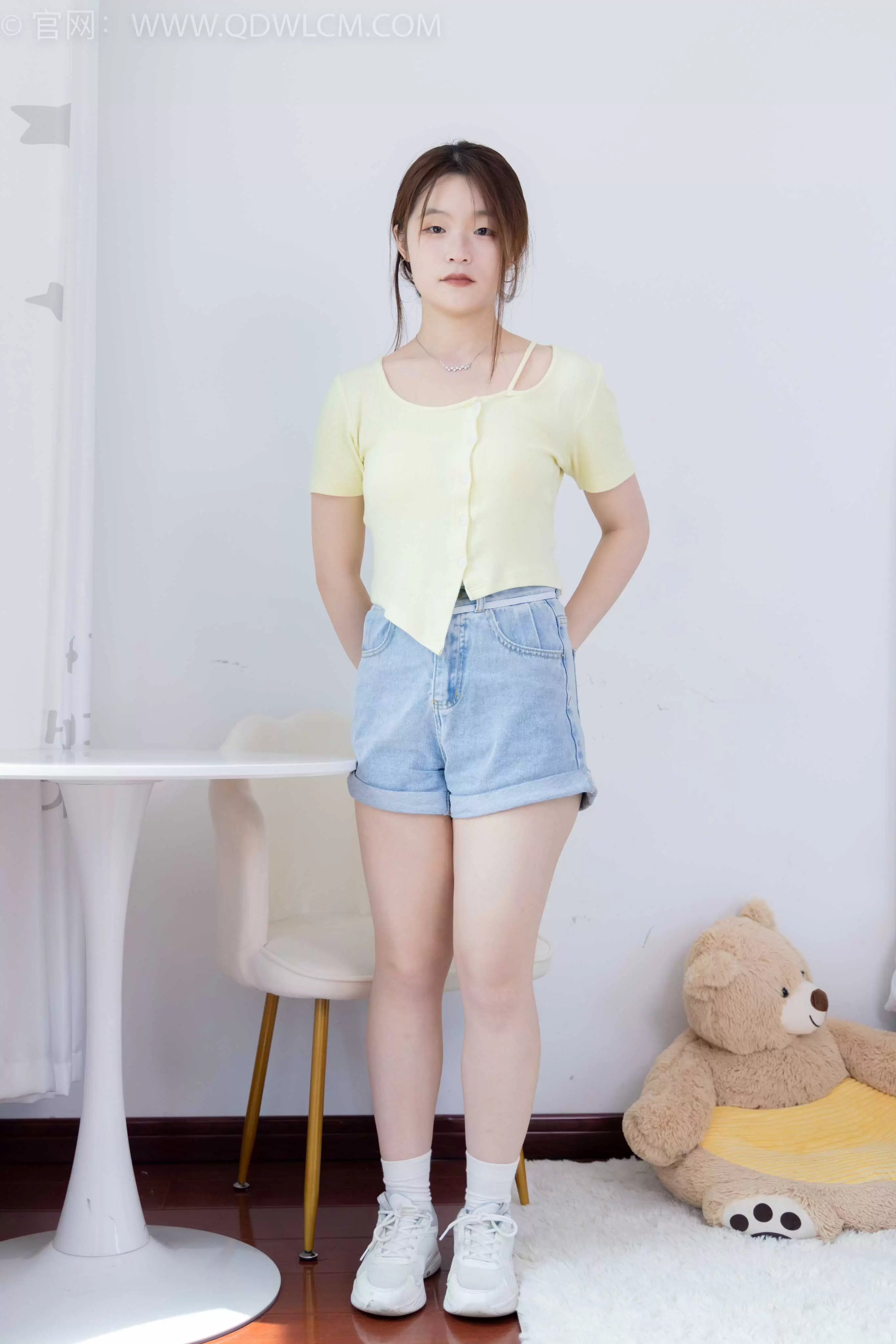 物恋传媒 NO.1589 薏米-春日小野花 [150P-1V-3.61G] - 秀人网免费无水印在线套图写真