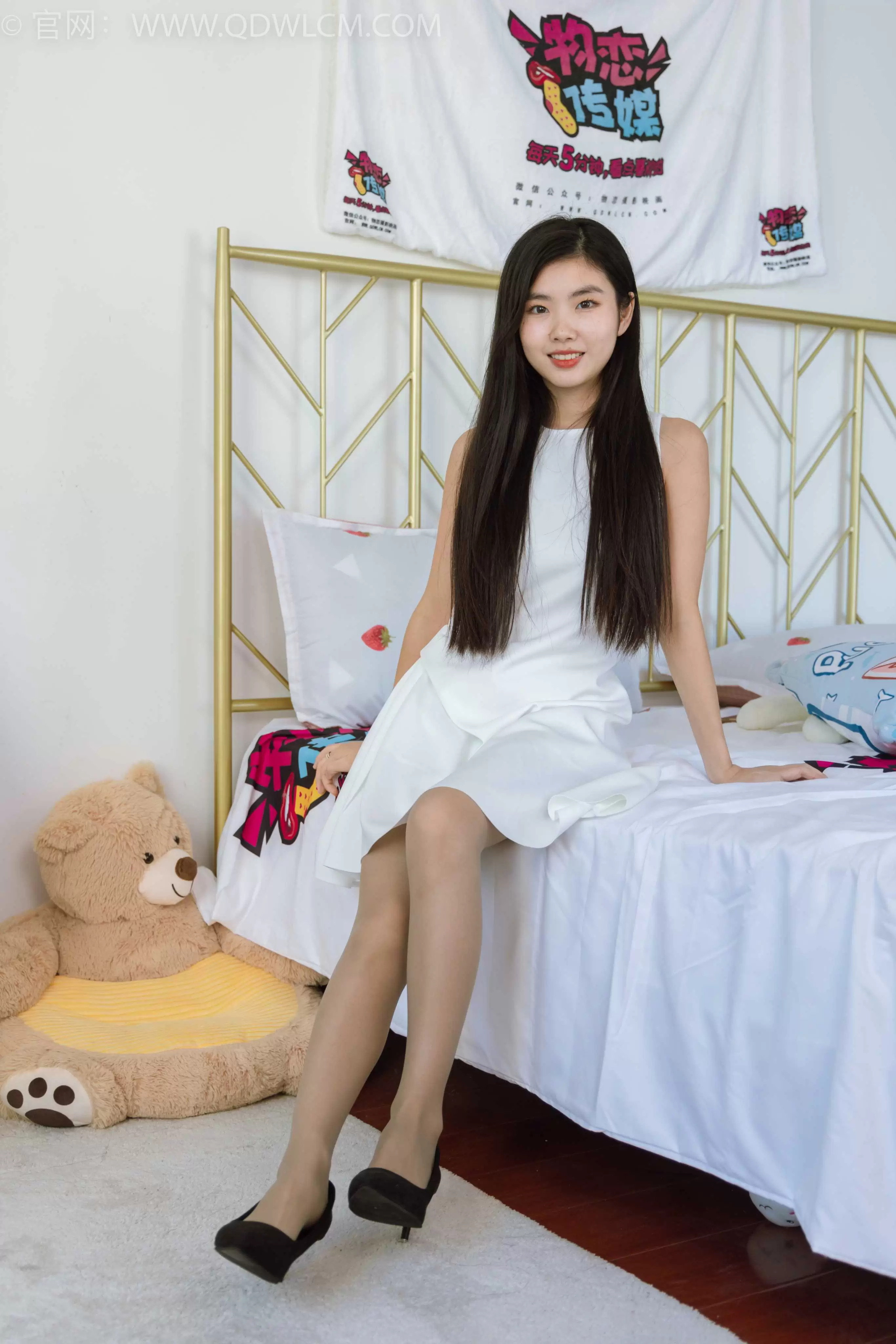 物恋传媒 NO.1571 米米-纯白花嫁 [150P-1V-3.86G] - 秀人网免费无水印在线套图写真