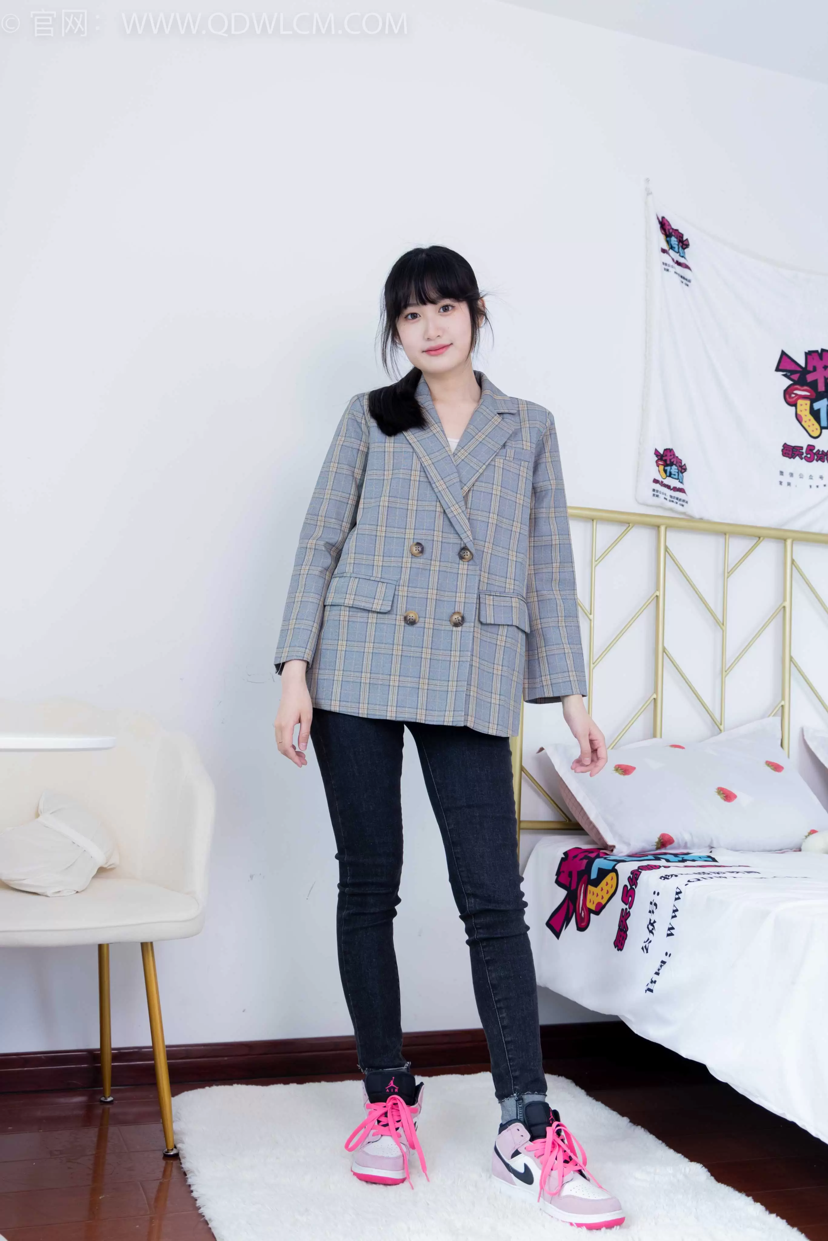 物恋传媒 NO.1557 小敏-黄油蛋挞 [171P+1V／4.58GB] - 秀人网免费无水印在线套图写真