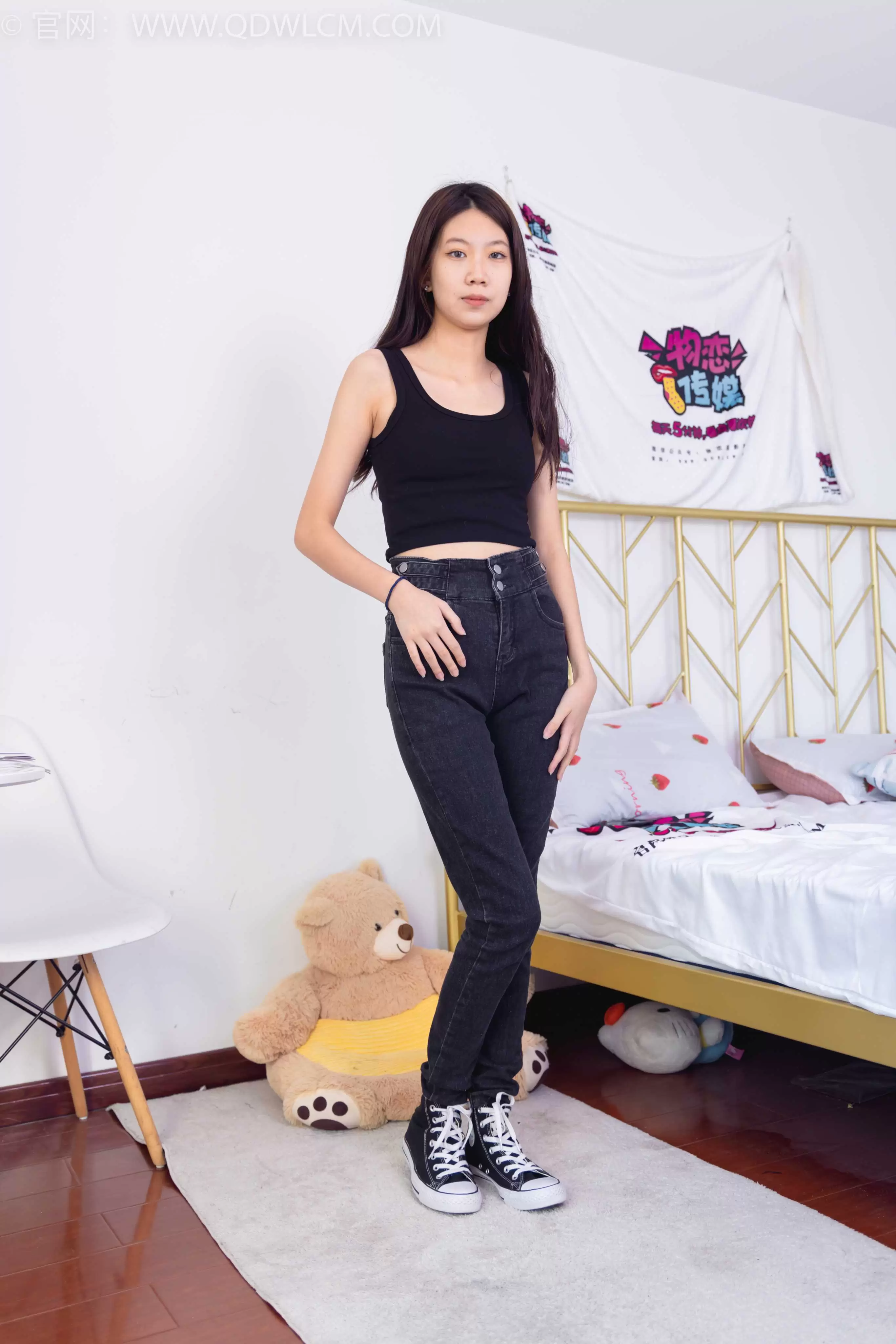 物恋传媒 NO.1452 纤纤-春天的芽 [155P+1V／3.45GB] - 秀人网免费无水印在线套图写真