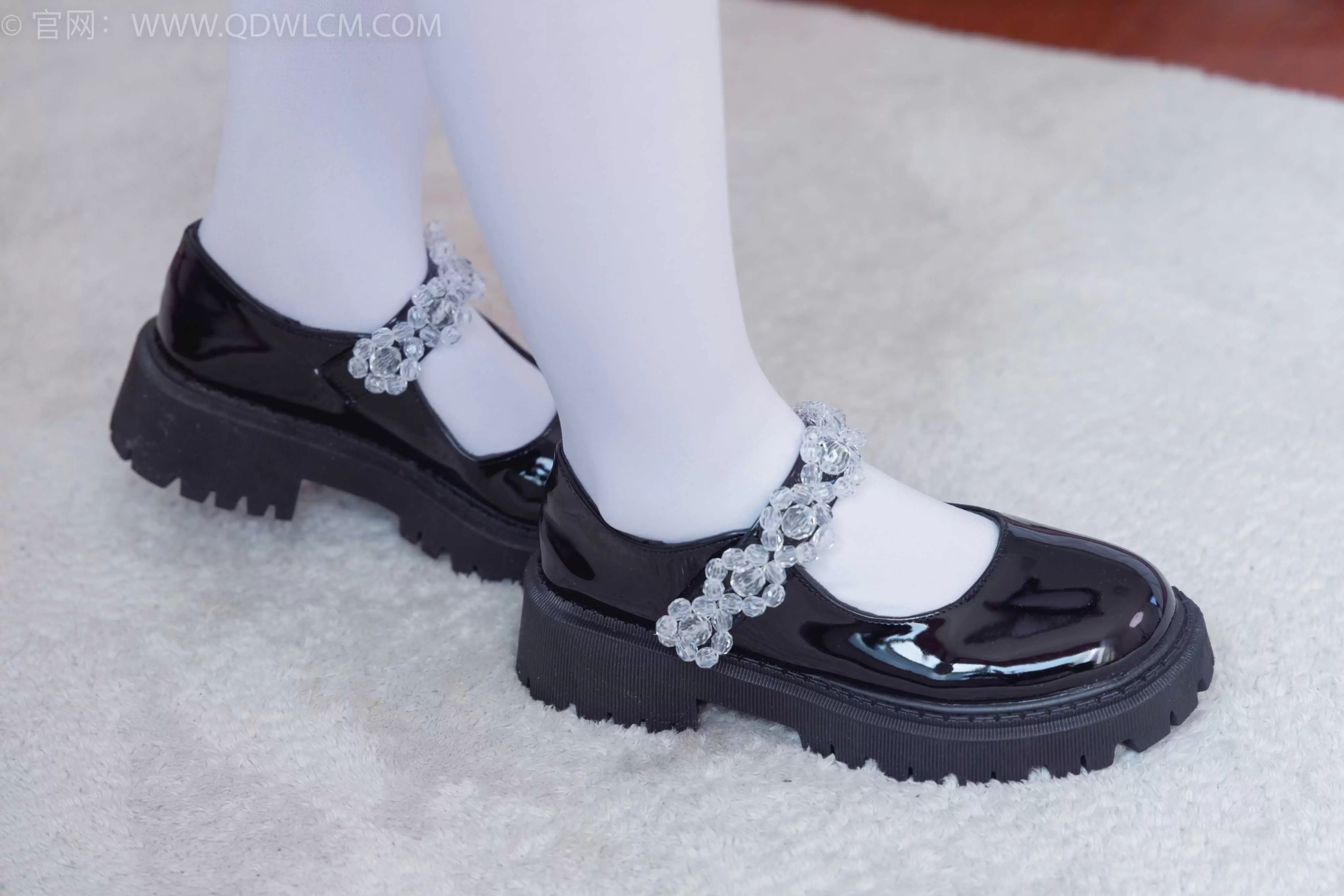 物恋传媒 NO.1451 挽挽-俏皮双马尾 [151P+1V／3.06GB] - 秀人网免费无水印在线套图写真