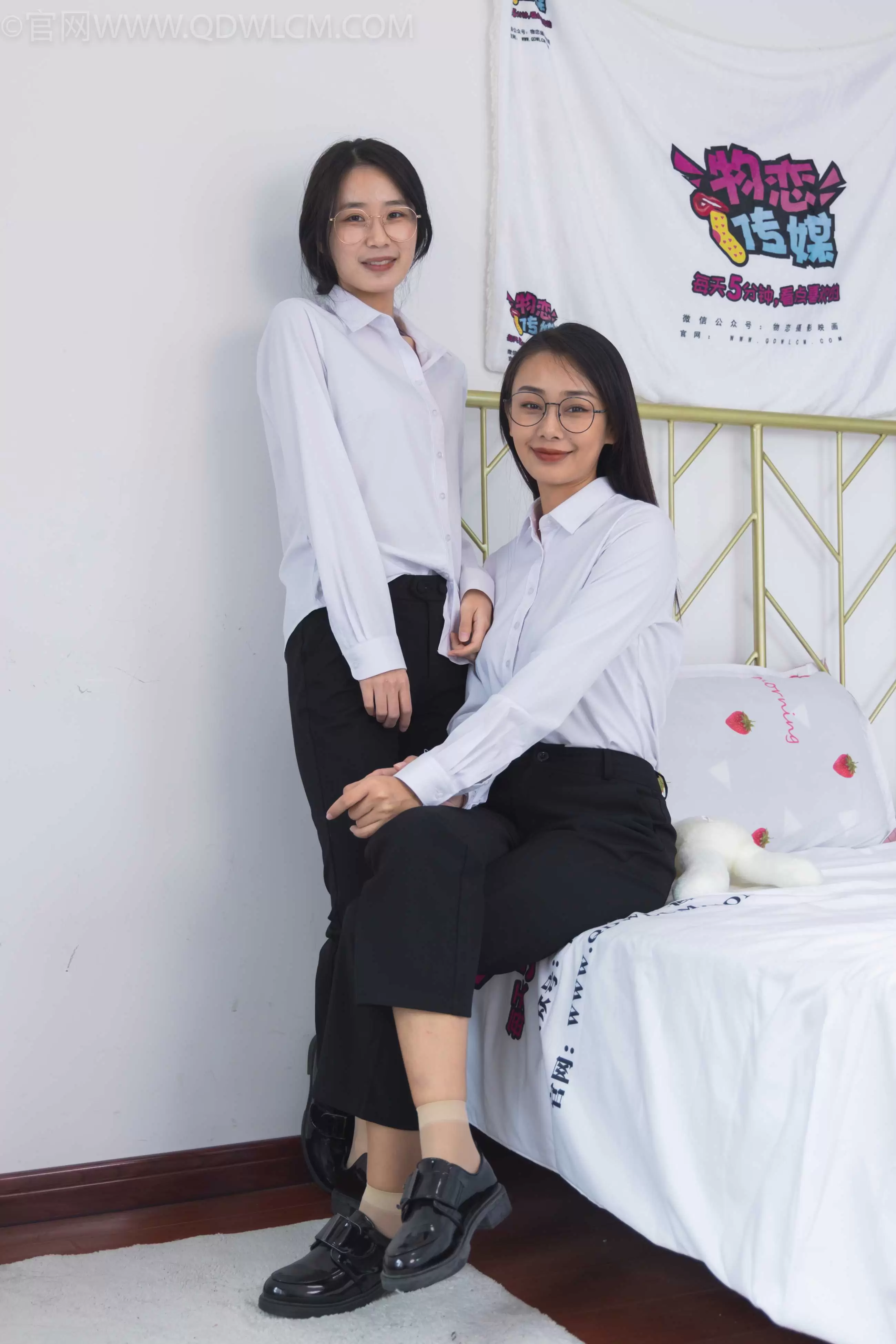 物恋传媒 NO.1397 菜菜&岚岚-办公室闺蜜 [158P+1V／4.35GB] - 秀人网免费无水印在线套图写真