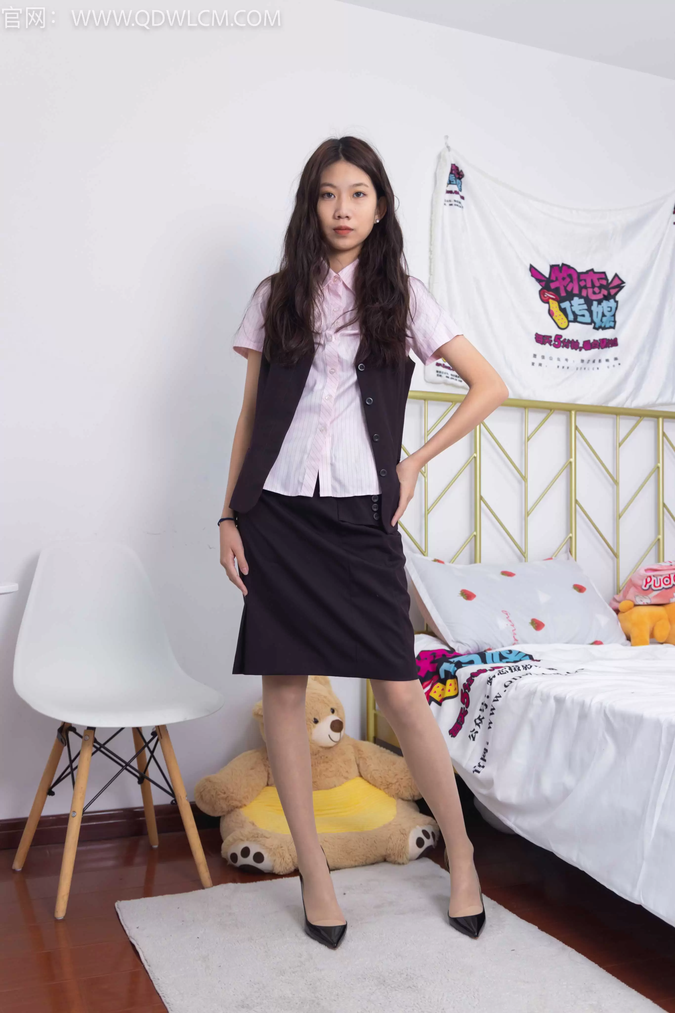 物恋传媒 NO.1388 纤纤-守望的小岛 [151P1V-3.44G] - 秀人网免费无水印在线套图写真