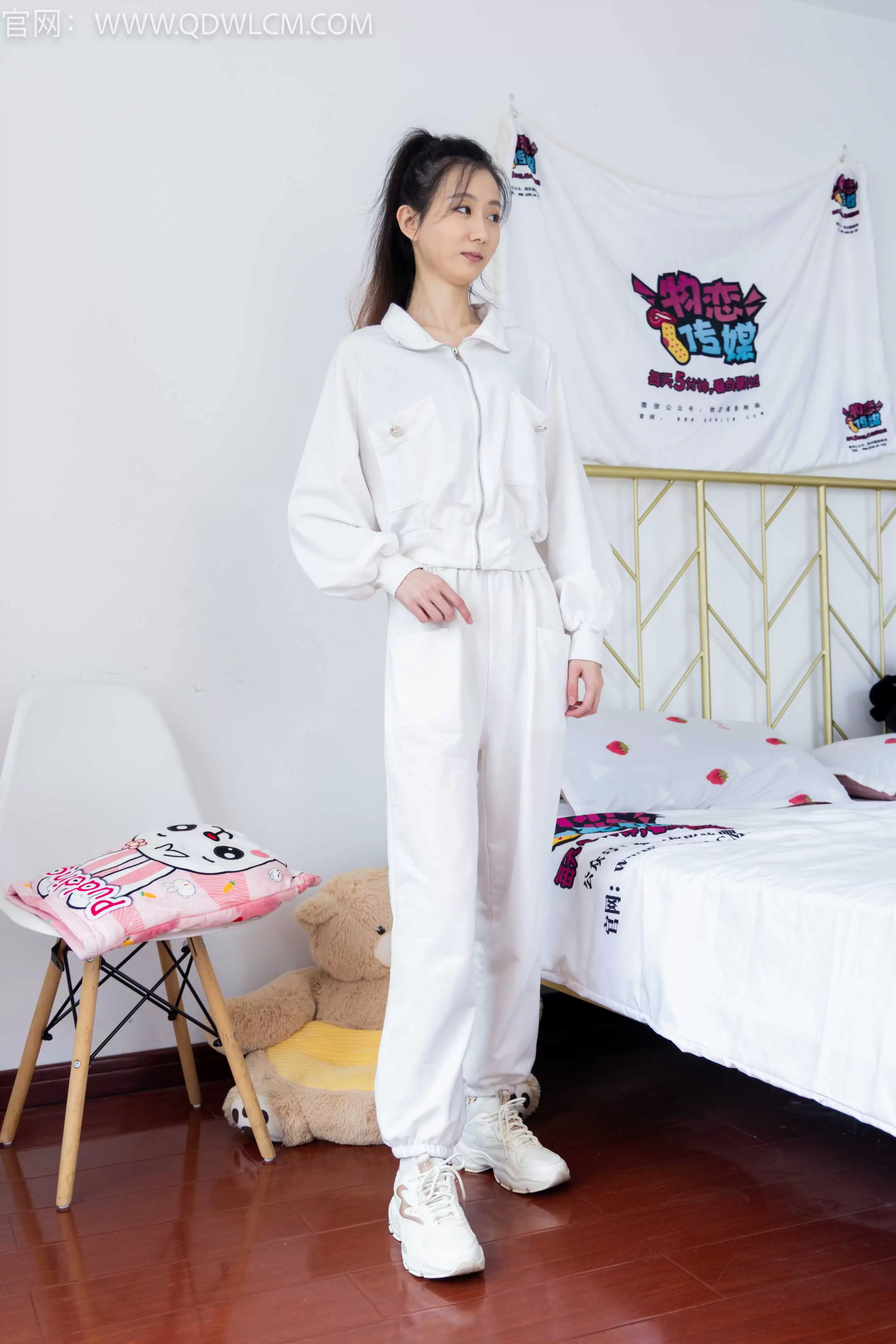 物恋传媒 NO.1377 木木-神秘的森林 [152P1V-3.59G] - 秀人网免费无水印在线套图写真