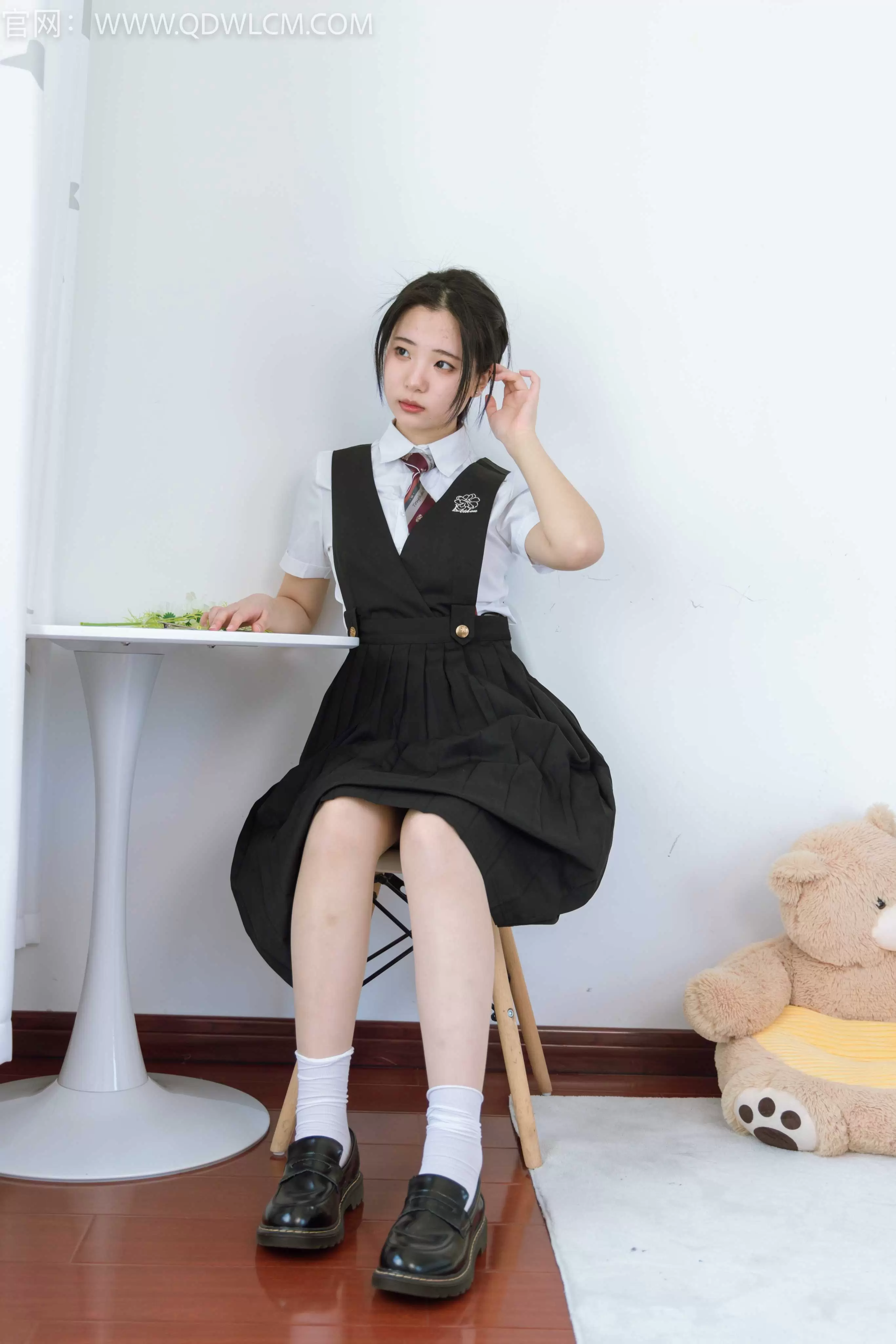 物恋传媒 NO.1349 姜姜-爱你一万年 [150P1V-3.72G] - 秀人网免费无水印在线套图写真