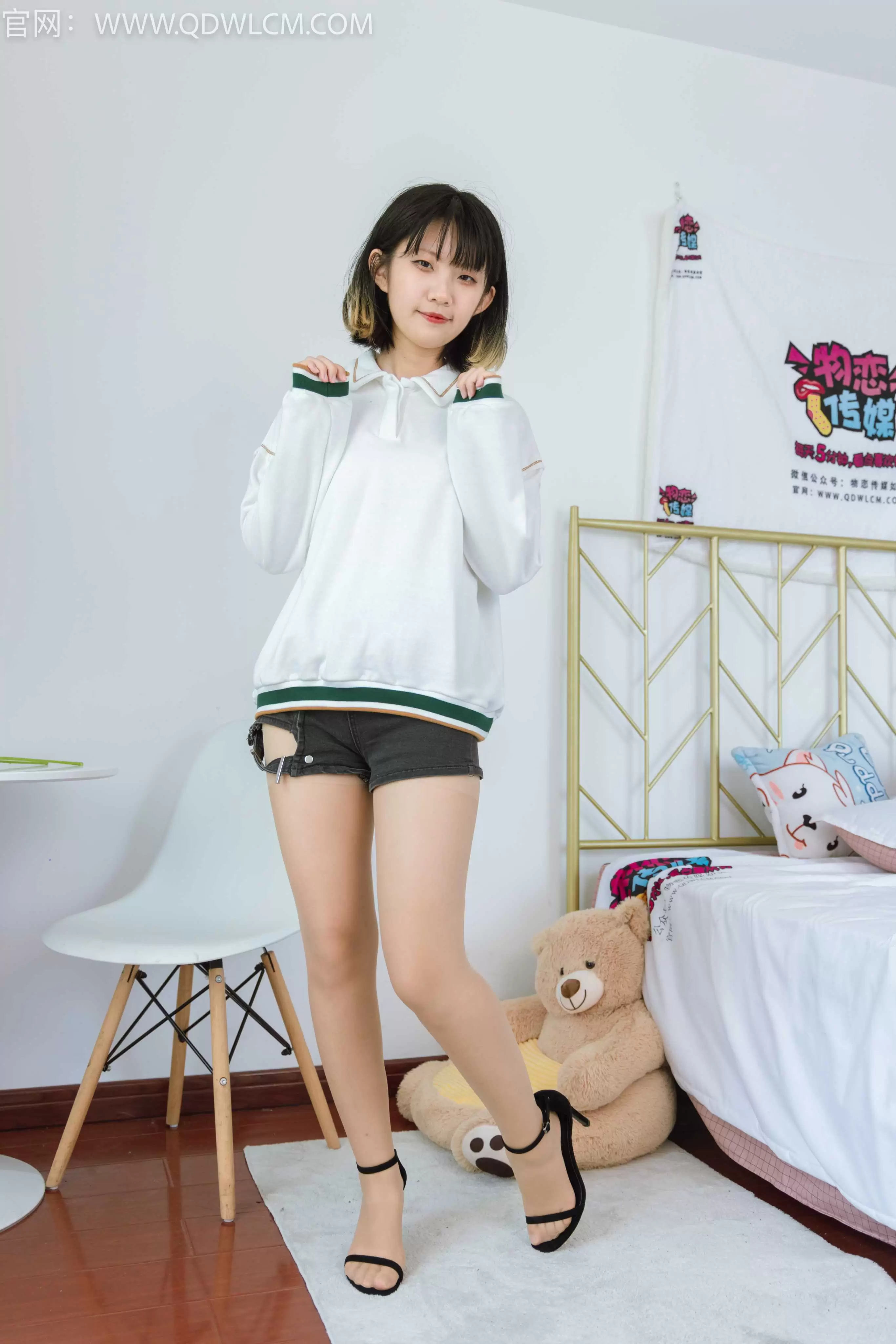 物恋传媒 NO.1332 暗月-那一抹明月 [149P1V-4015.85MB] - 秀人网免费无水印在线套图写真