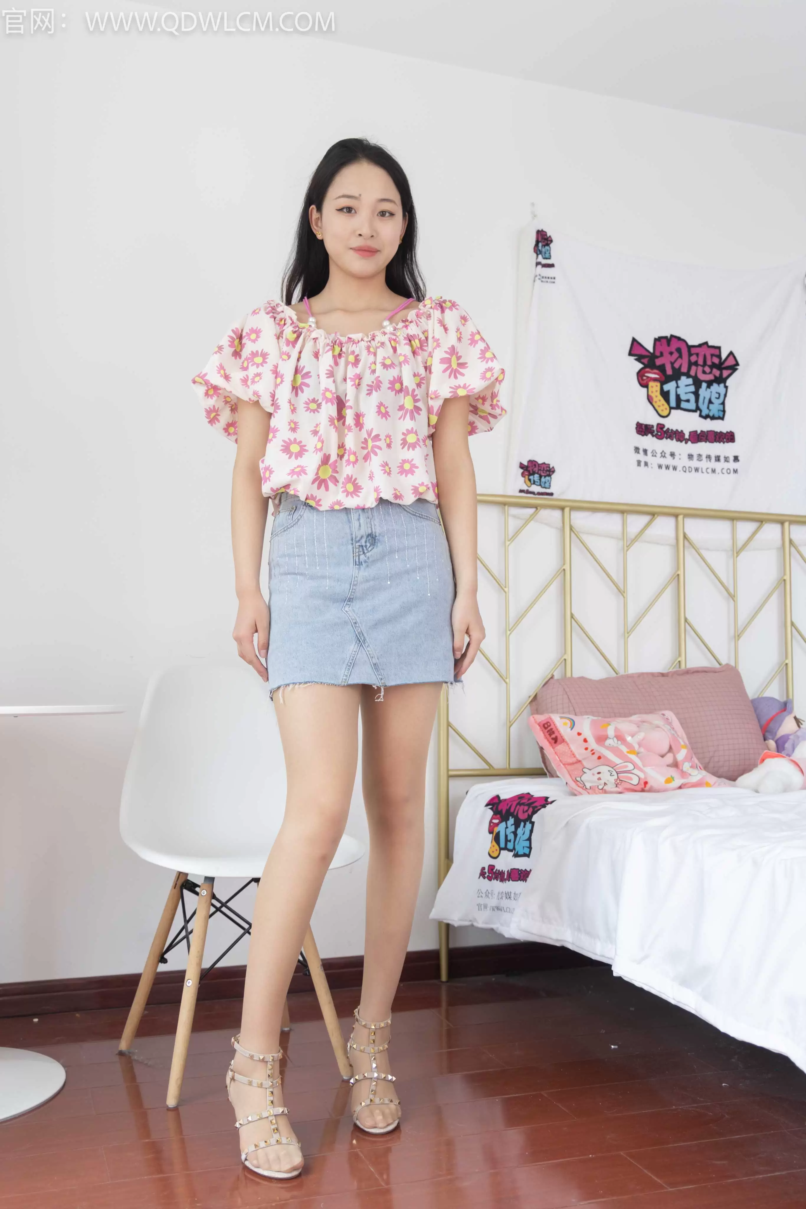 物恋传媒 NO.1303 夏夏-第三颗行星 [139P1V+5.74G] - 秀人网免费无水印在线套图写真