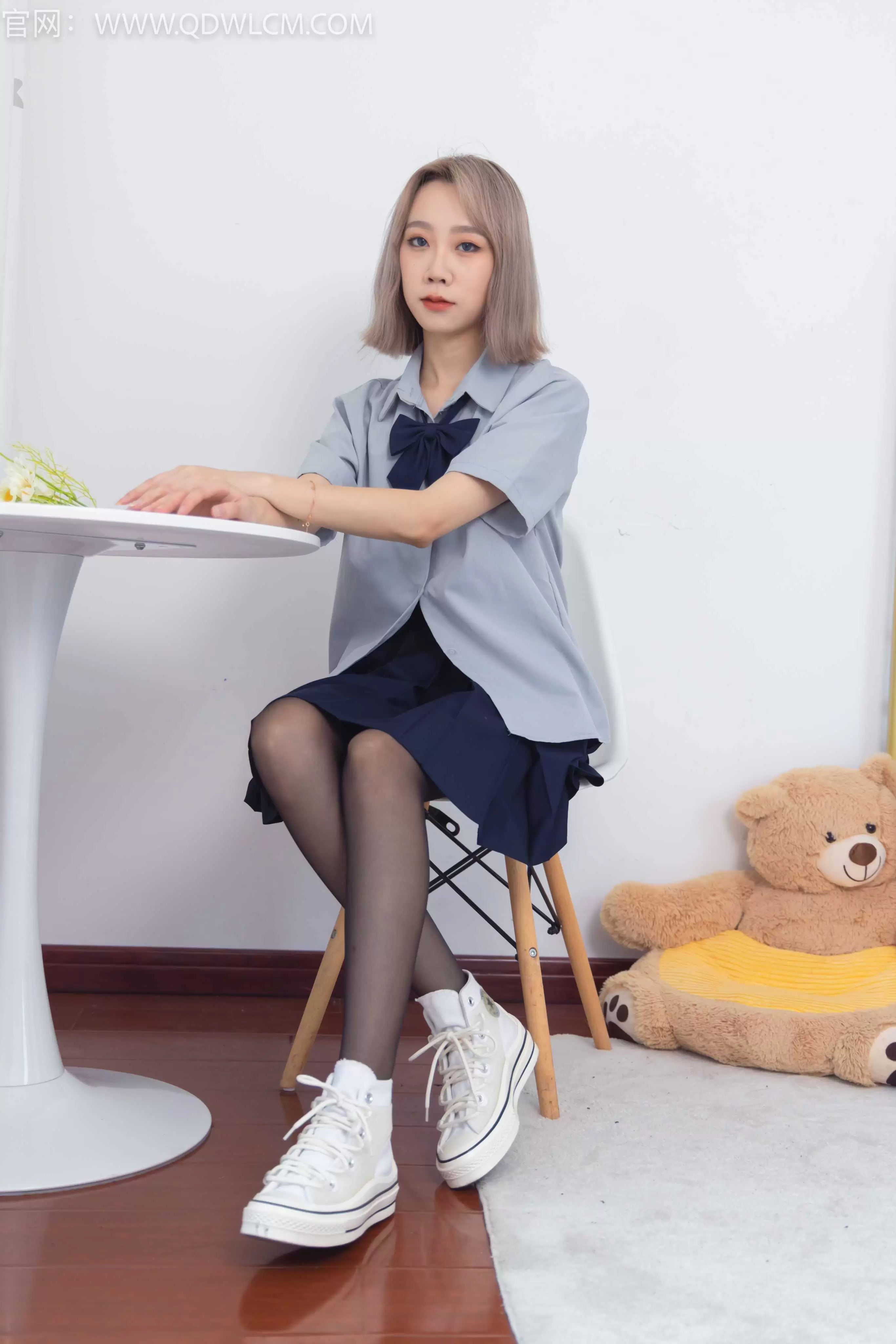 物恋传媒 NO.1295 小艾-奔跑的小鹿 [153P1V-3457.39MB] - 秀人网免费无水印在线套图写真