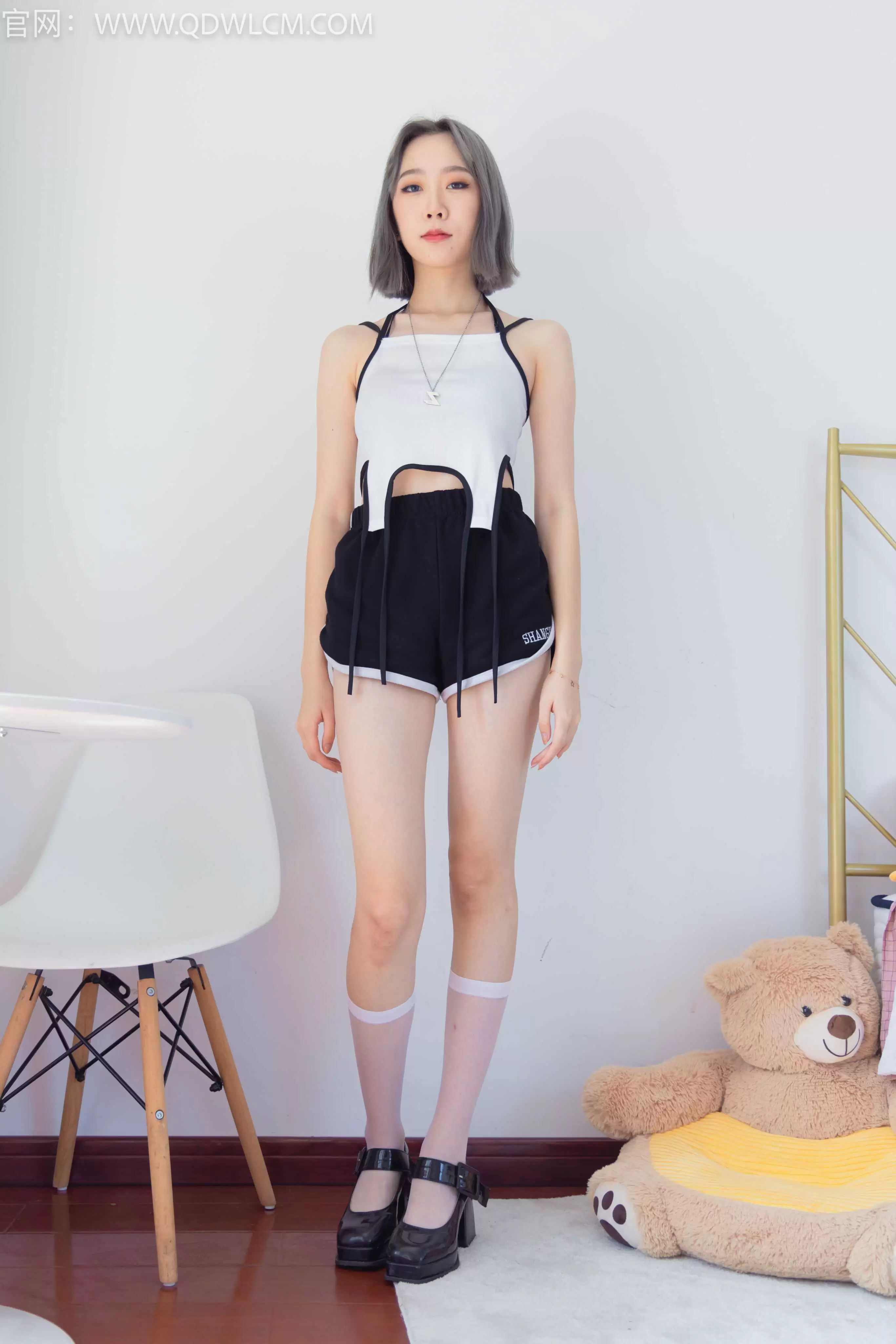 物恋传媒 NO.1270 小艾-云烟成雨 [151P+1V／3.23G] - 秀人网免费无水印在线套图写真