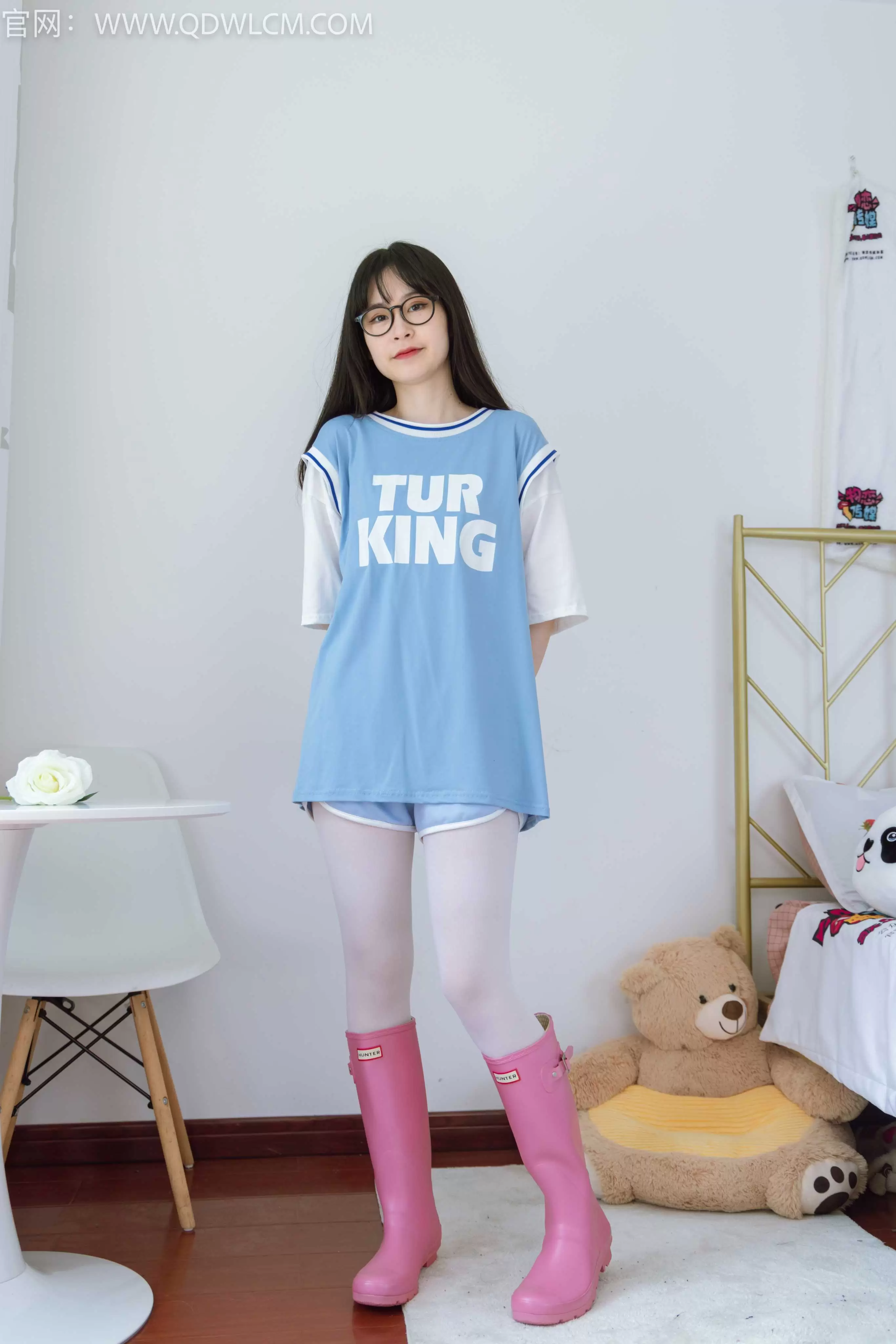 物恋传媒 NO.1259 兮兮-生而自由 [150P+1V／3.69G] - 秀人网免费无水印在线套图写真