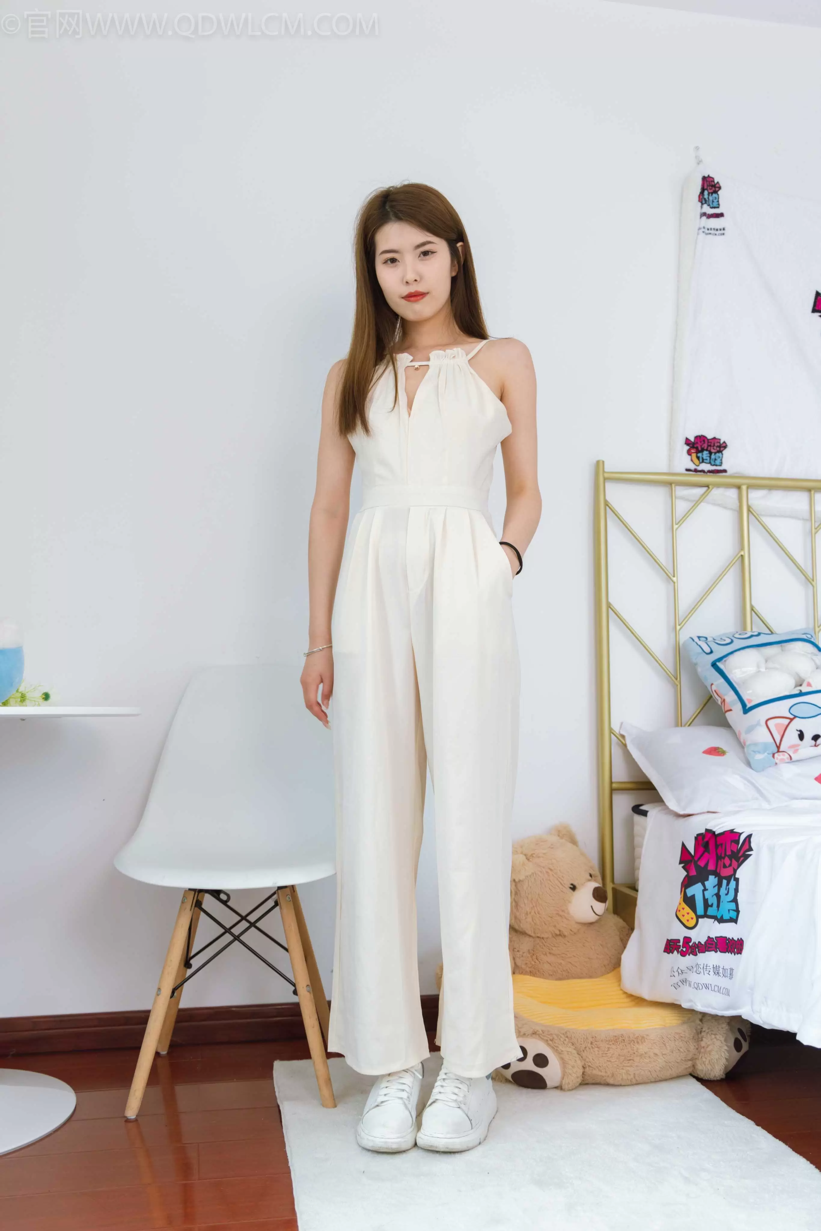 物恋传媒 NO.1191 雅雅-那片朝阳 [150+1V／4.06GB] - 秀人网免费无水印在线套图写真