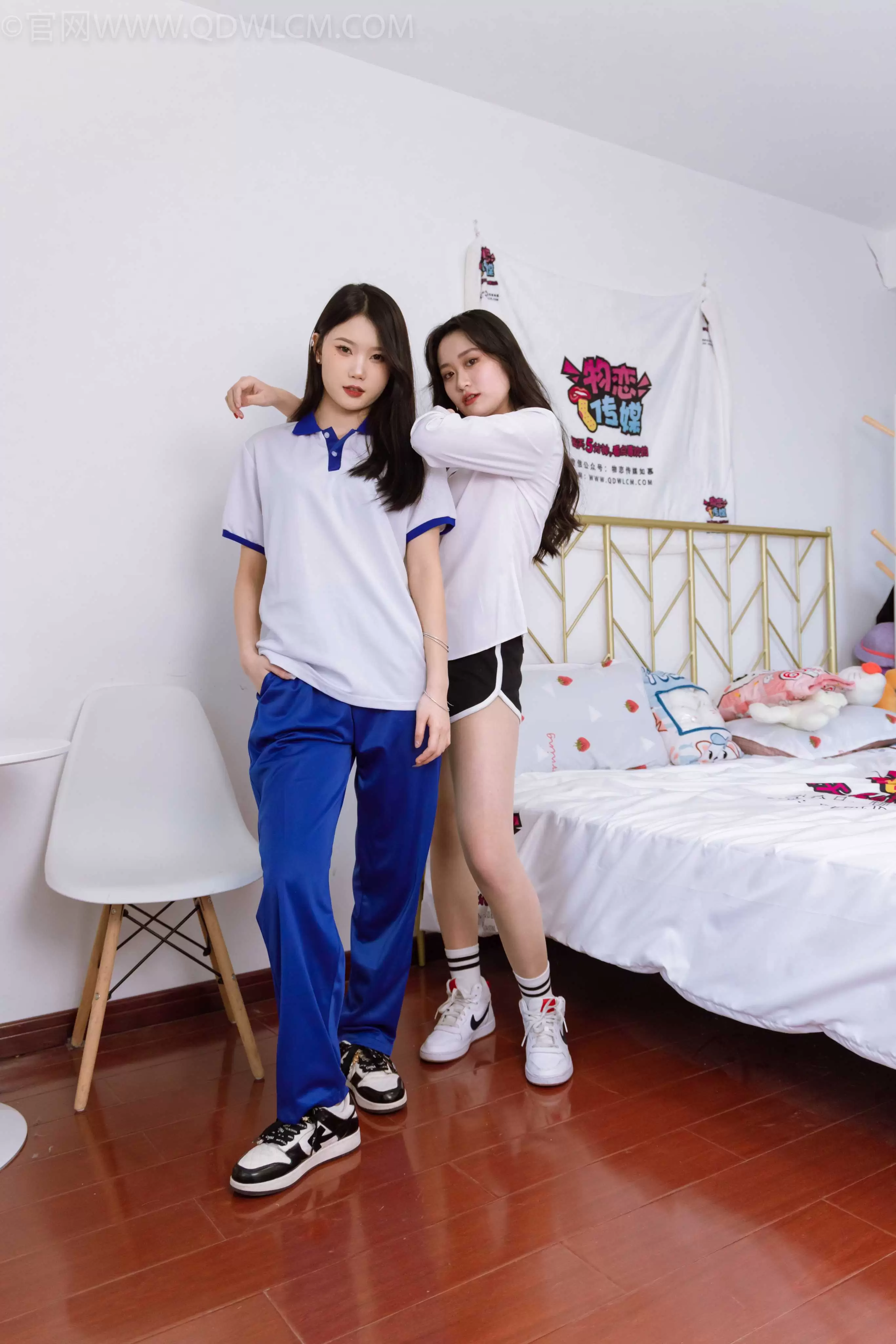 物恋传媒 NO.1167 小竹&小敏-亲密无间 [150P+1V／4.95GB] - 秀人网免费无水印在线套图写真