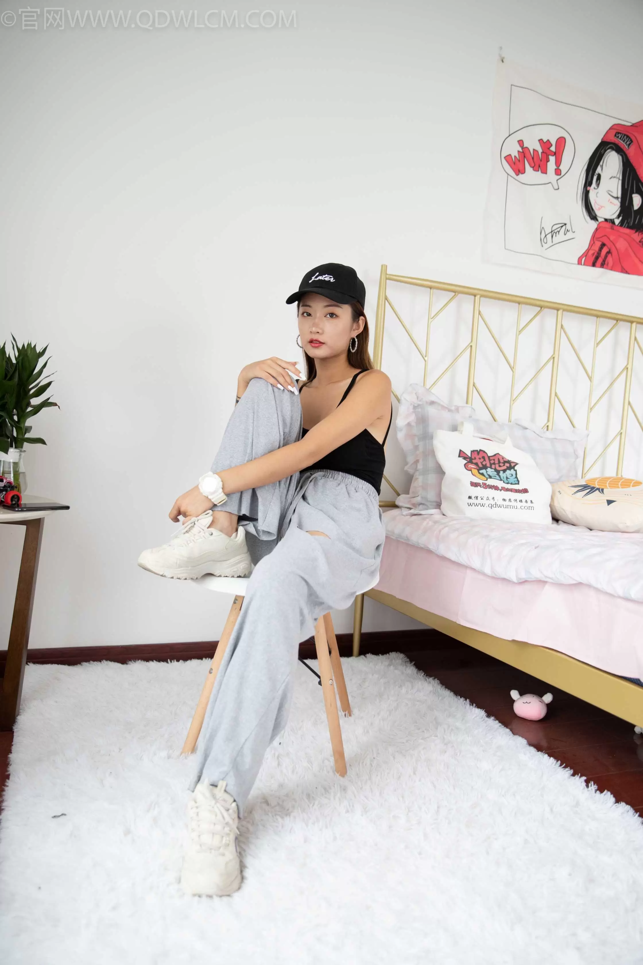 物恋传媒 NO.1121 言言-夏日街头 [149P+1V／3.34GB] - 秀人网免费无水印在线套图写真