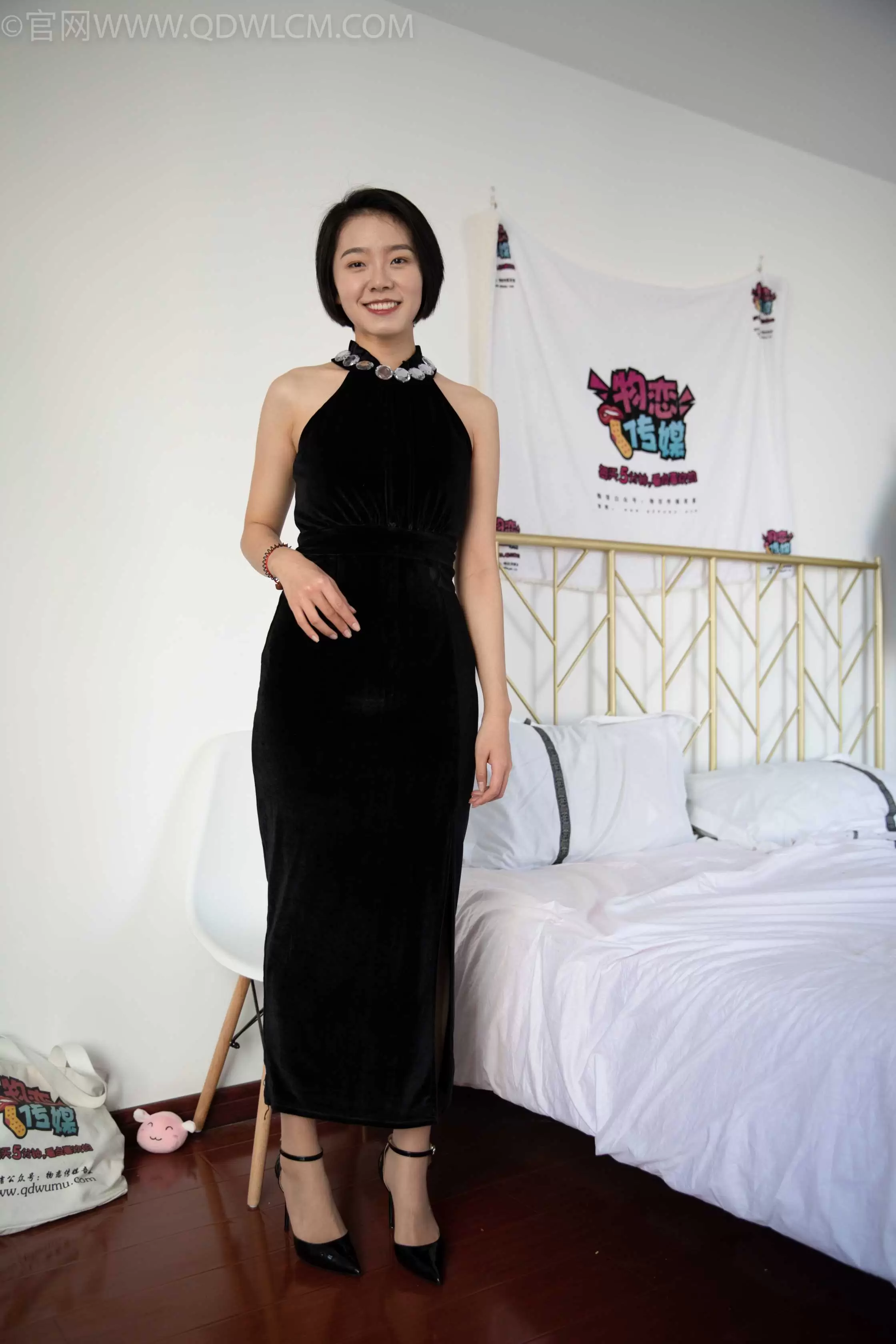 物恋传媒 NO.1059 小飞-梦回上海滩 [125P+1V／3.12GB] - 秀人网免费无水印在线套图写真